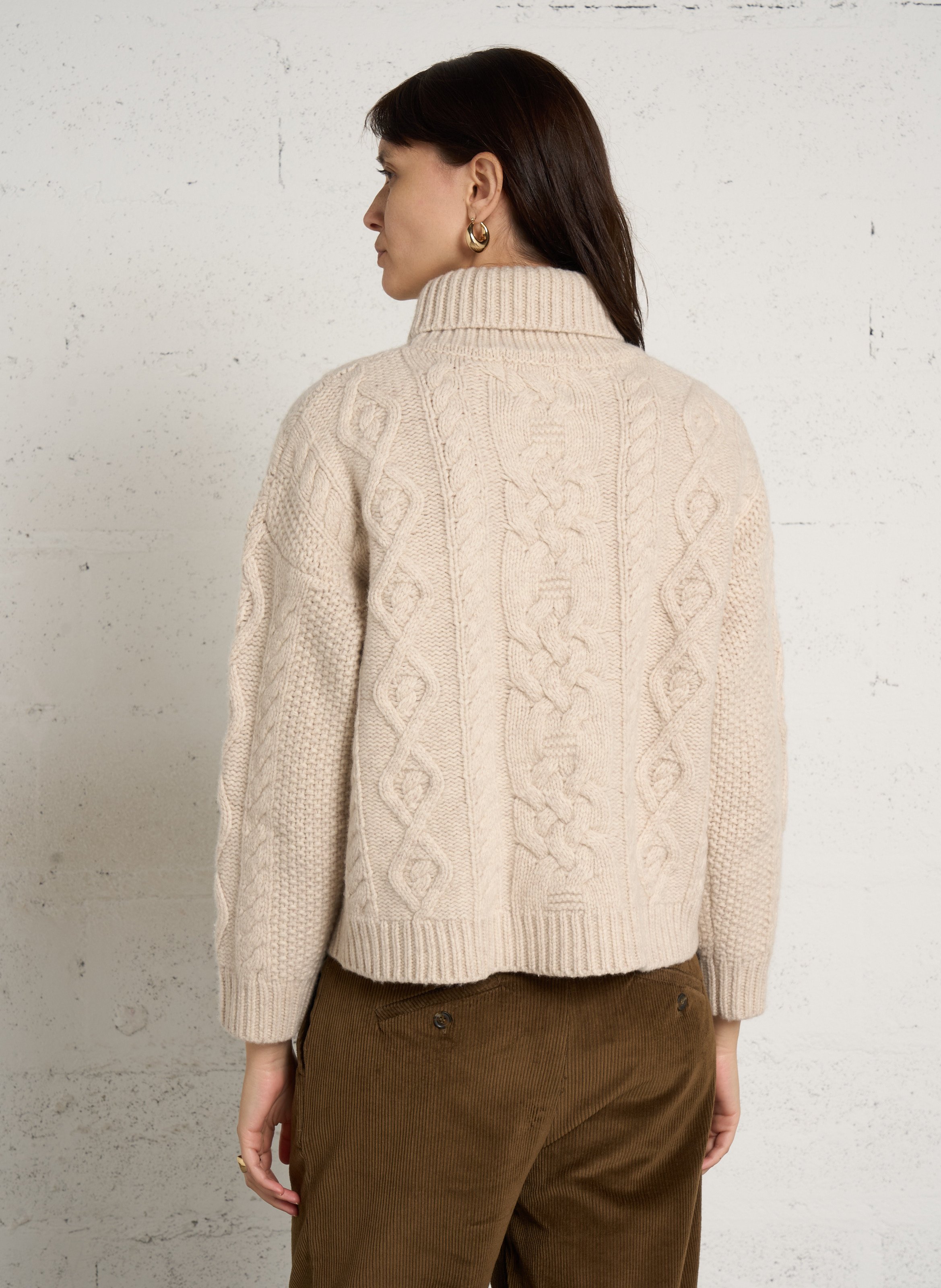 Rechte wollen coltrui met hoge hals LEON & HARPER Beige