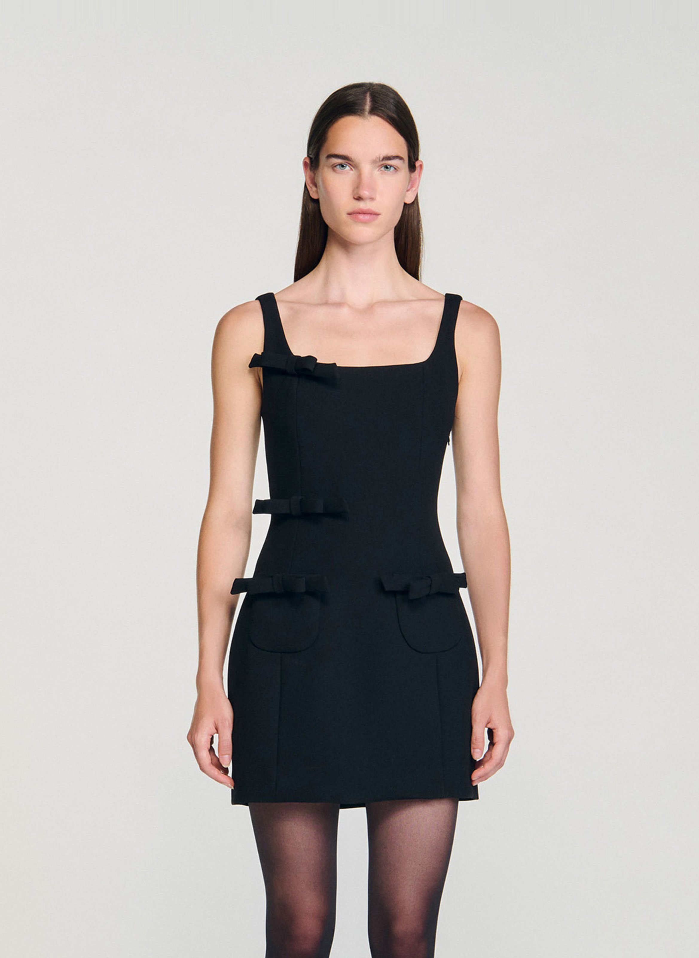 Robe courte moulante  SANDRO Noir