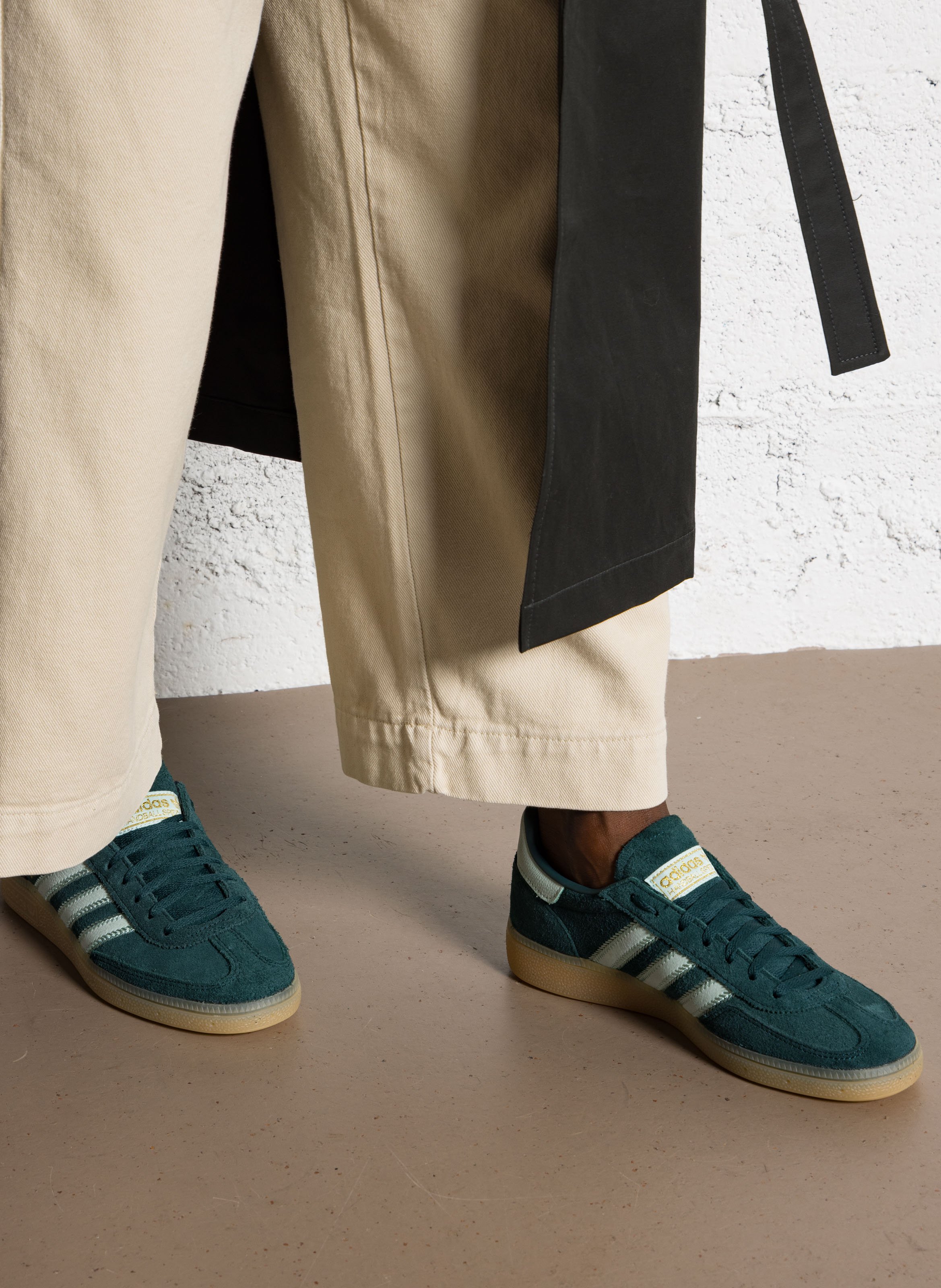 Baskets basses en cuir ADIDAS Vert