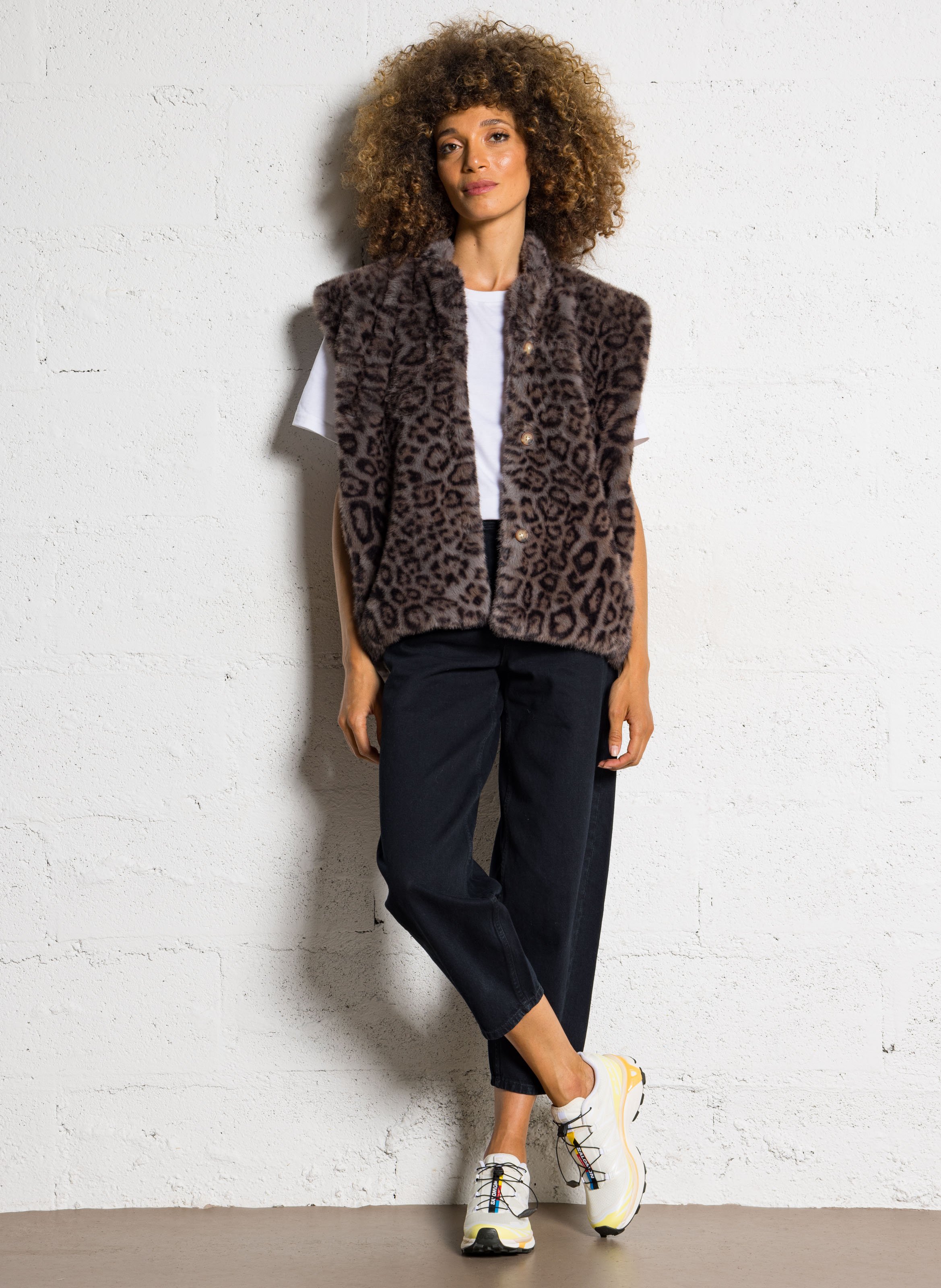 Oversized jas met ronde hals in bedrukte synthetische bont. LAB DIP Grijs