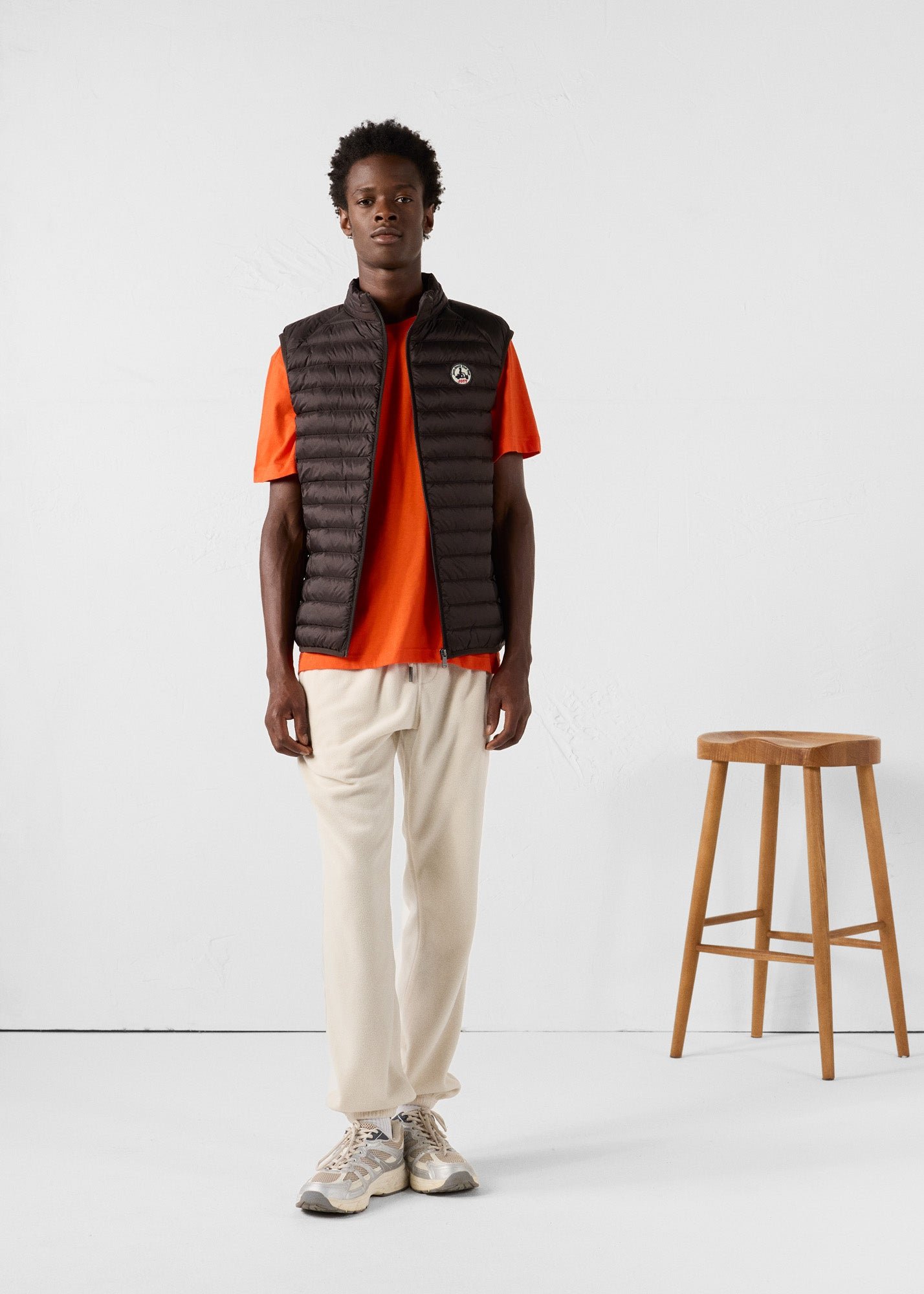 Black sleeveless puffer jacket JOTT Brown