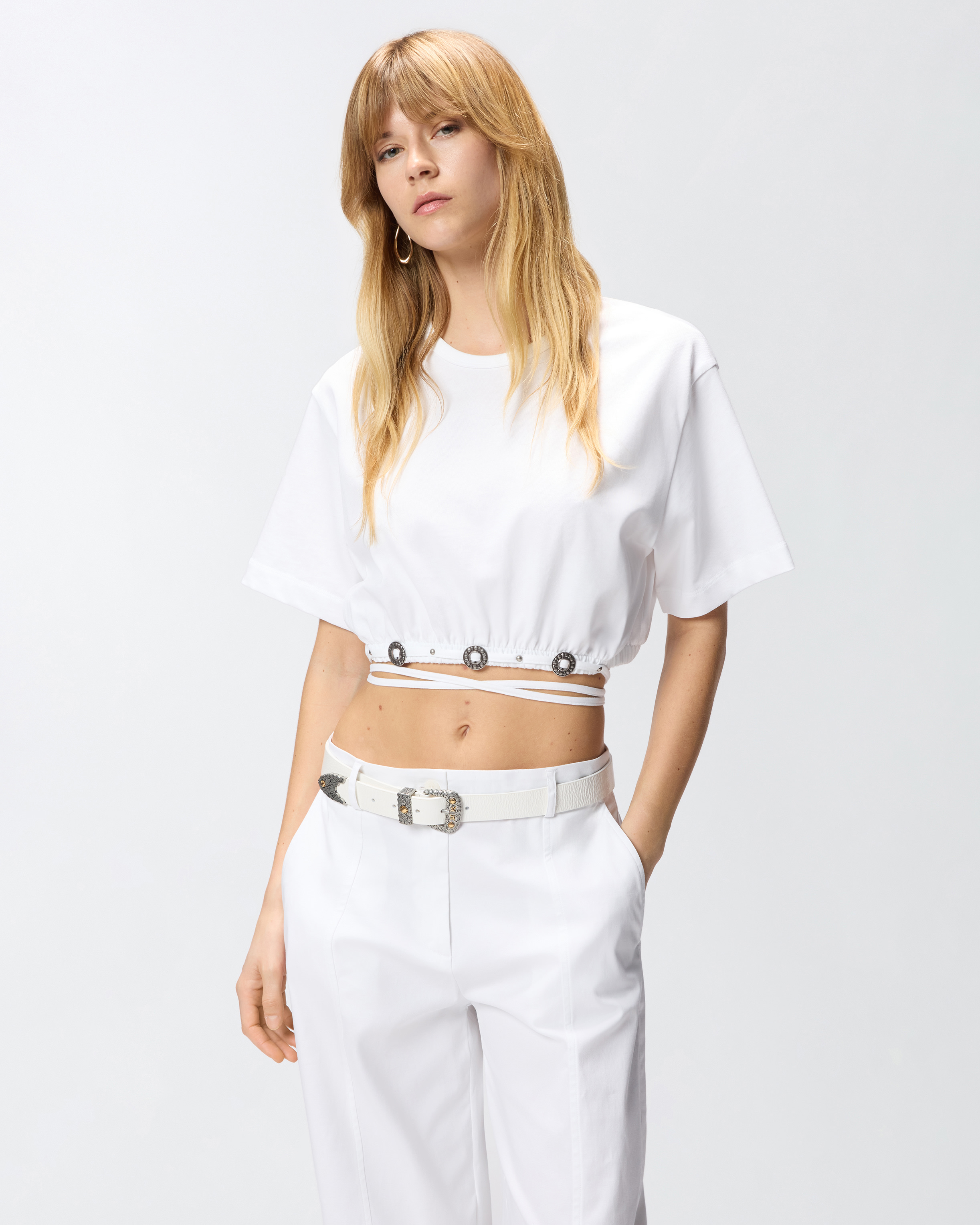 T-shirt cropped à lacet et détails western PINKO