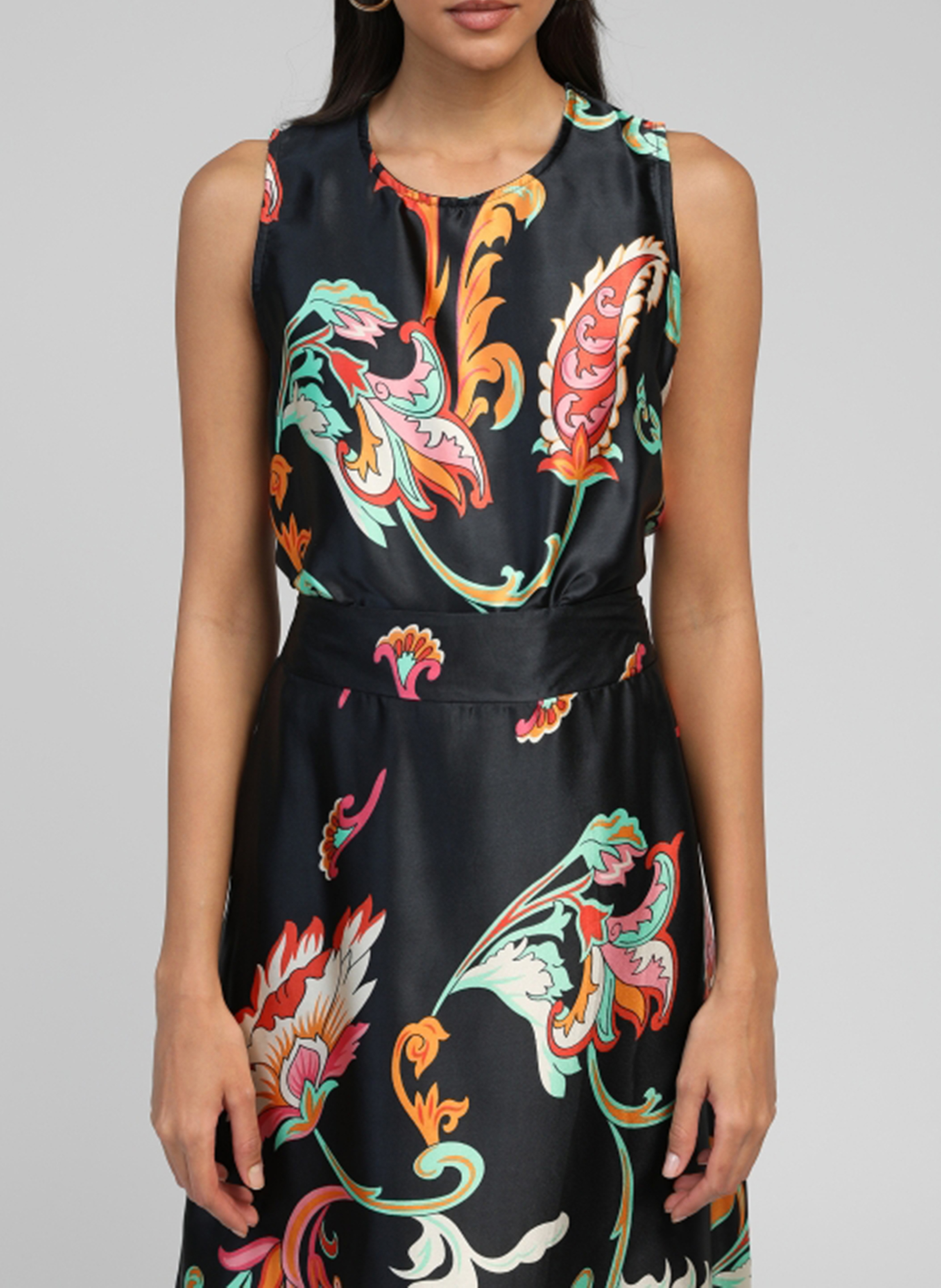 Rundhals-Top mit Blumenprint AN'GE Schwarz