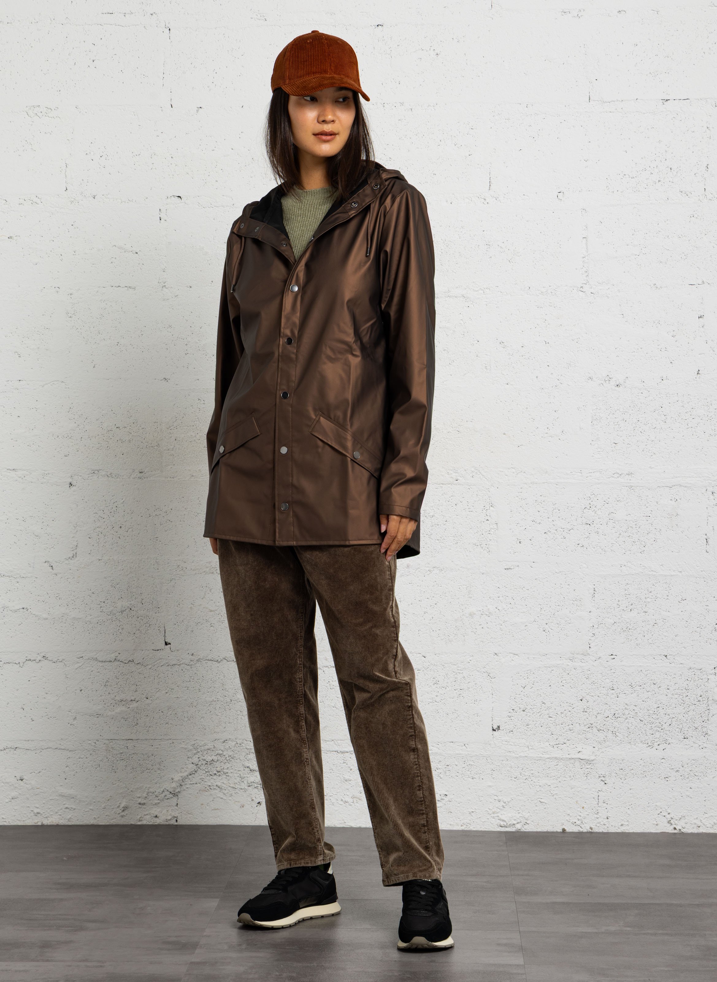 Jacke mit Stehkragen und metallischem Kapuze RAINS Braun
