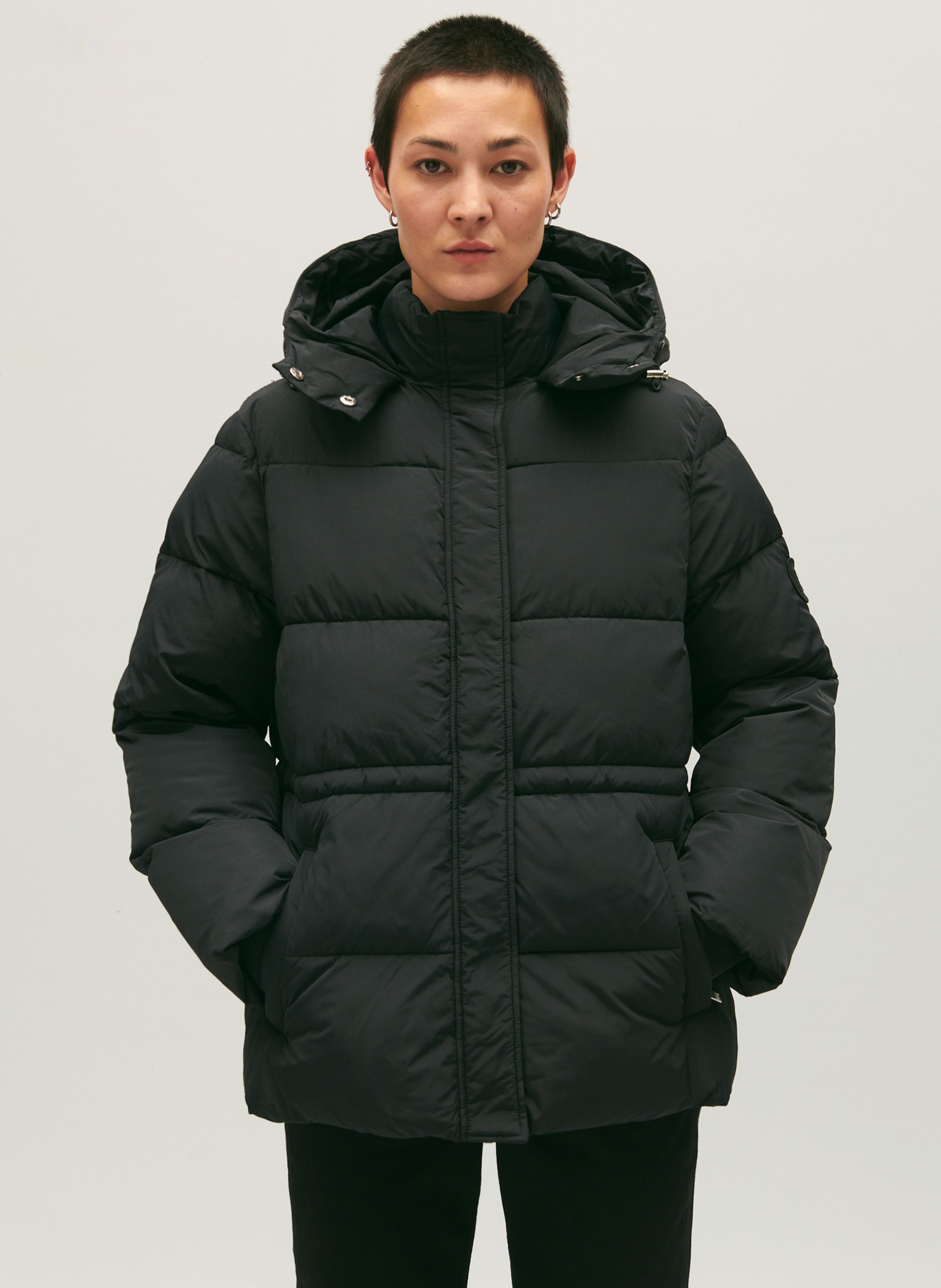 Black High neck down jacket with hood