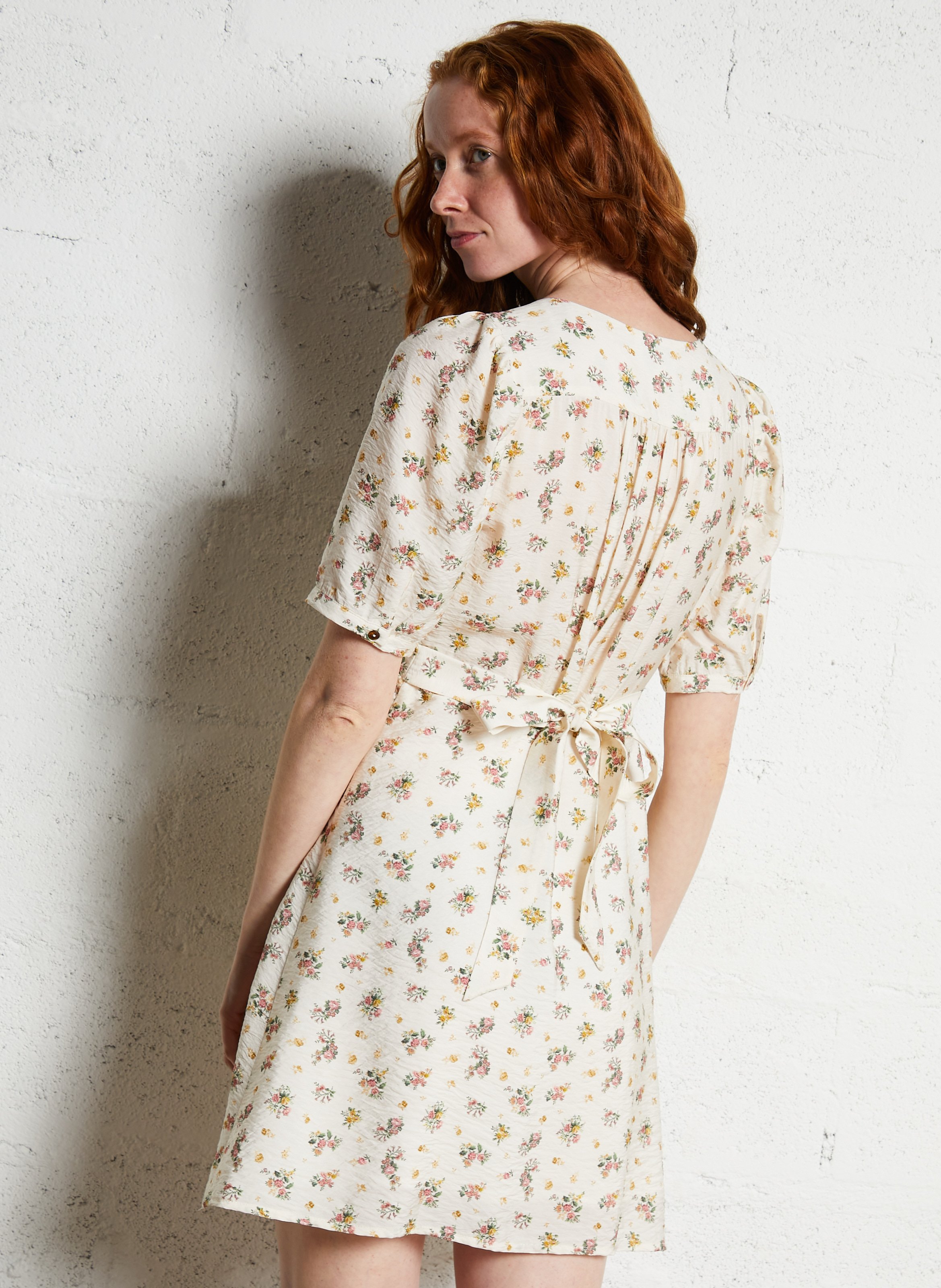 Robe courte col V EMILE ET IDA Beige