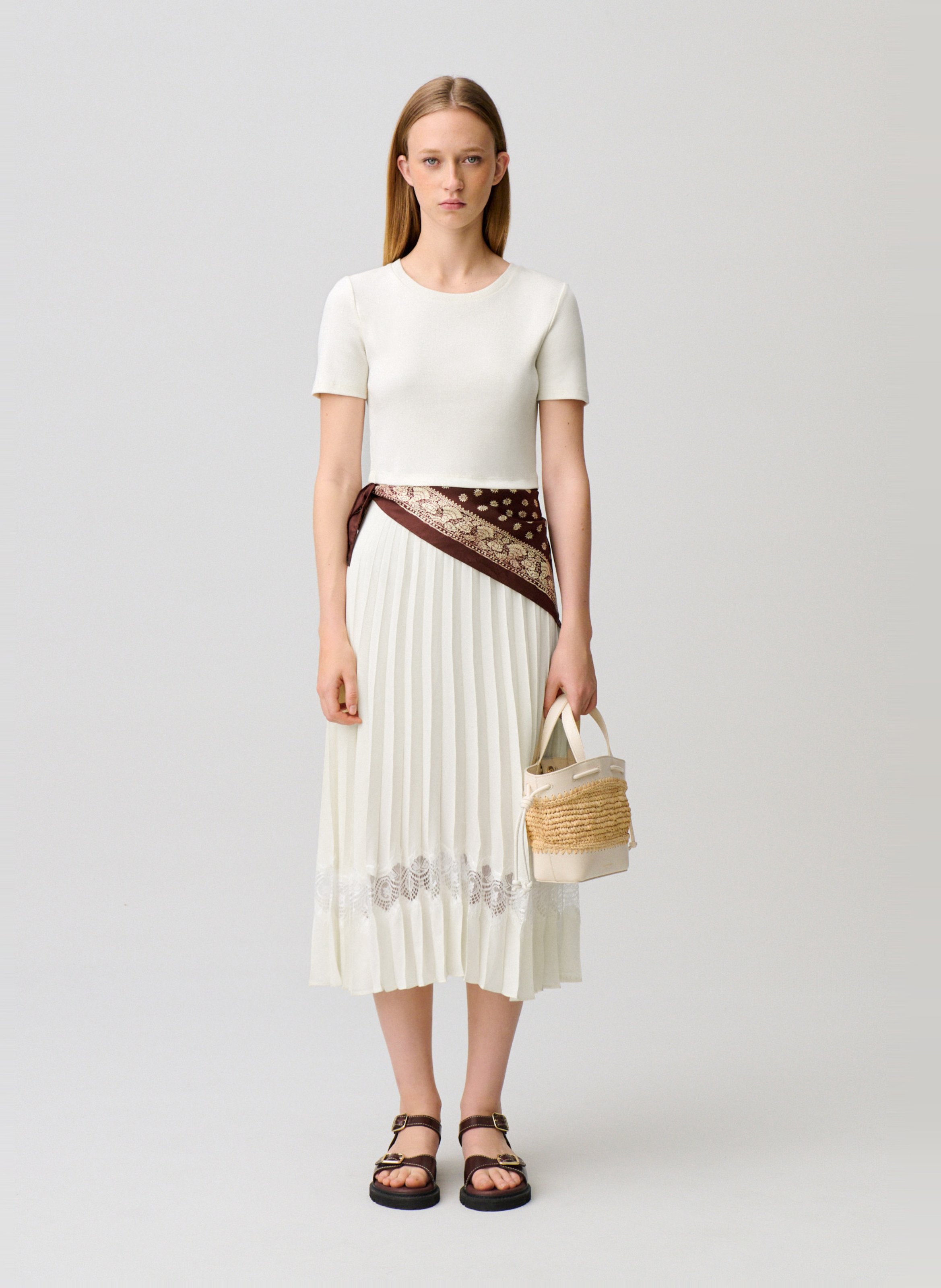 Plissiertes Baumwoll-Midikleid aus Materialmix mit Rundhalsausschnitt CLAUDIE PIERLOT Weiss