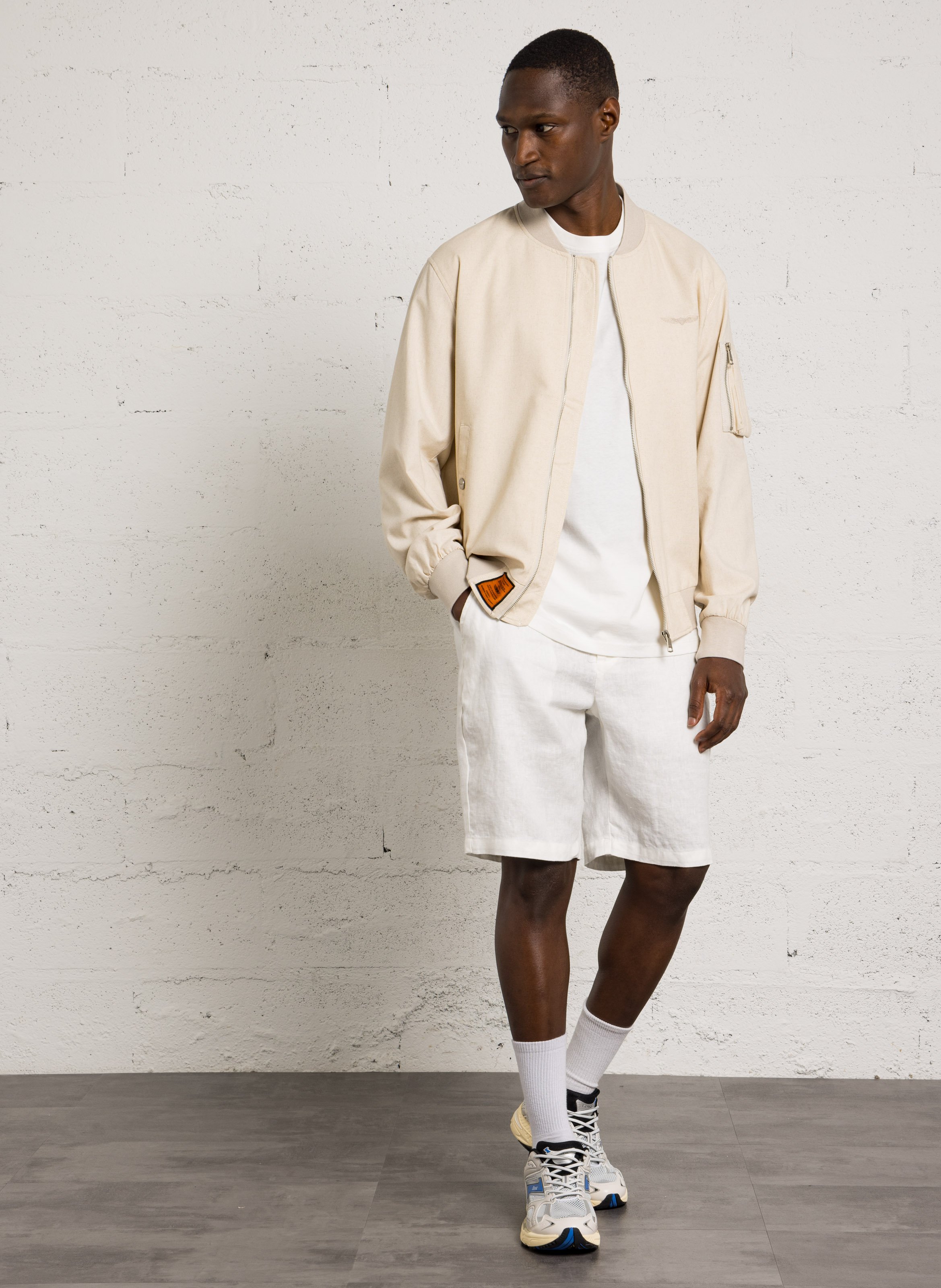 Pantalón ajustado de lino Blanco