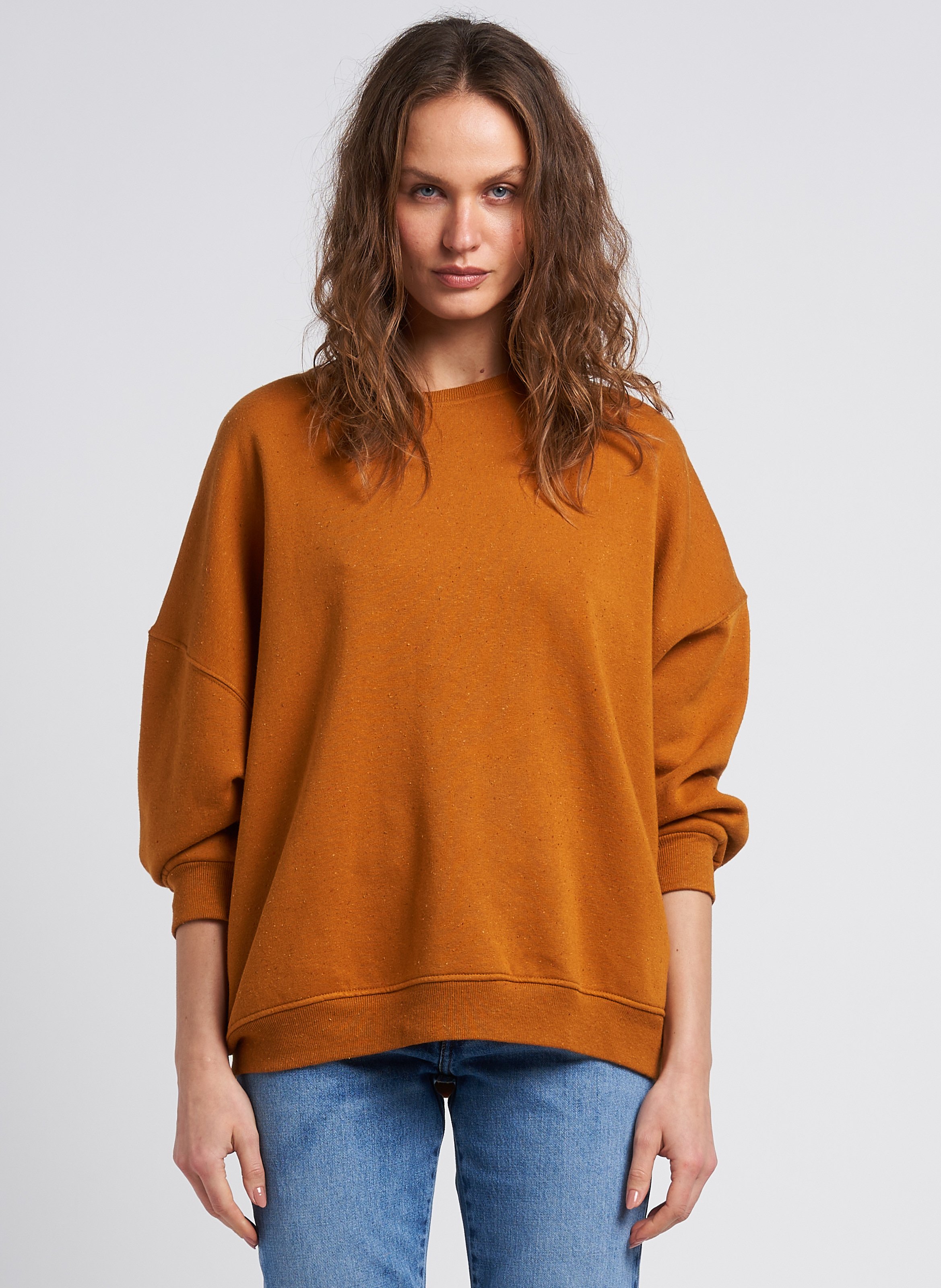 Des pulls orange hot sale