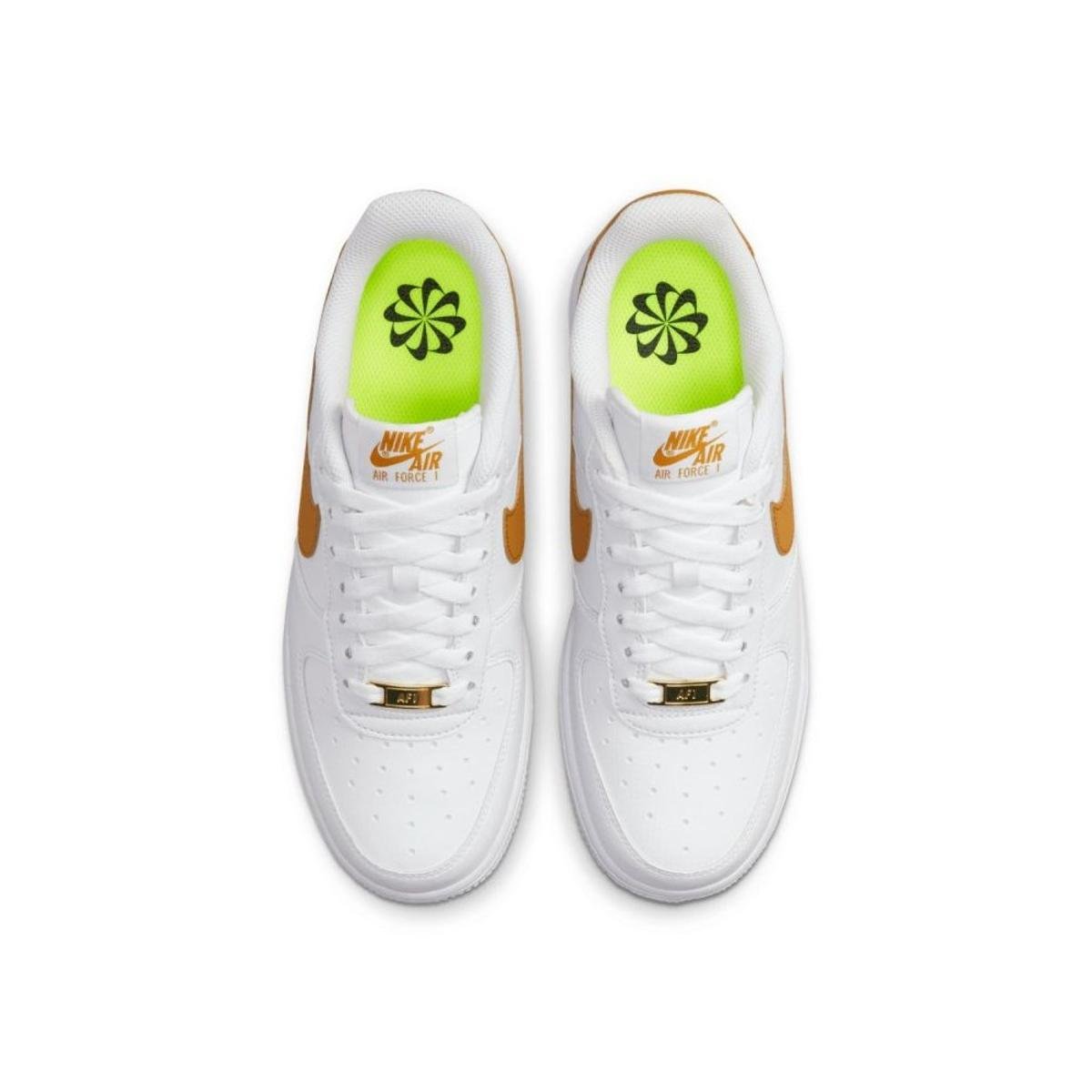 Low-top trainers NIKE White