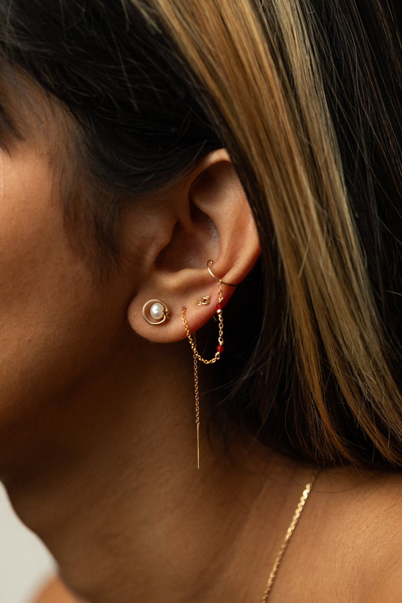 Essential studs - cultured pearl YAY White