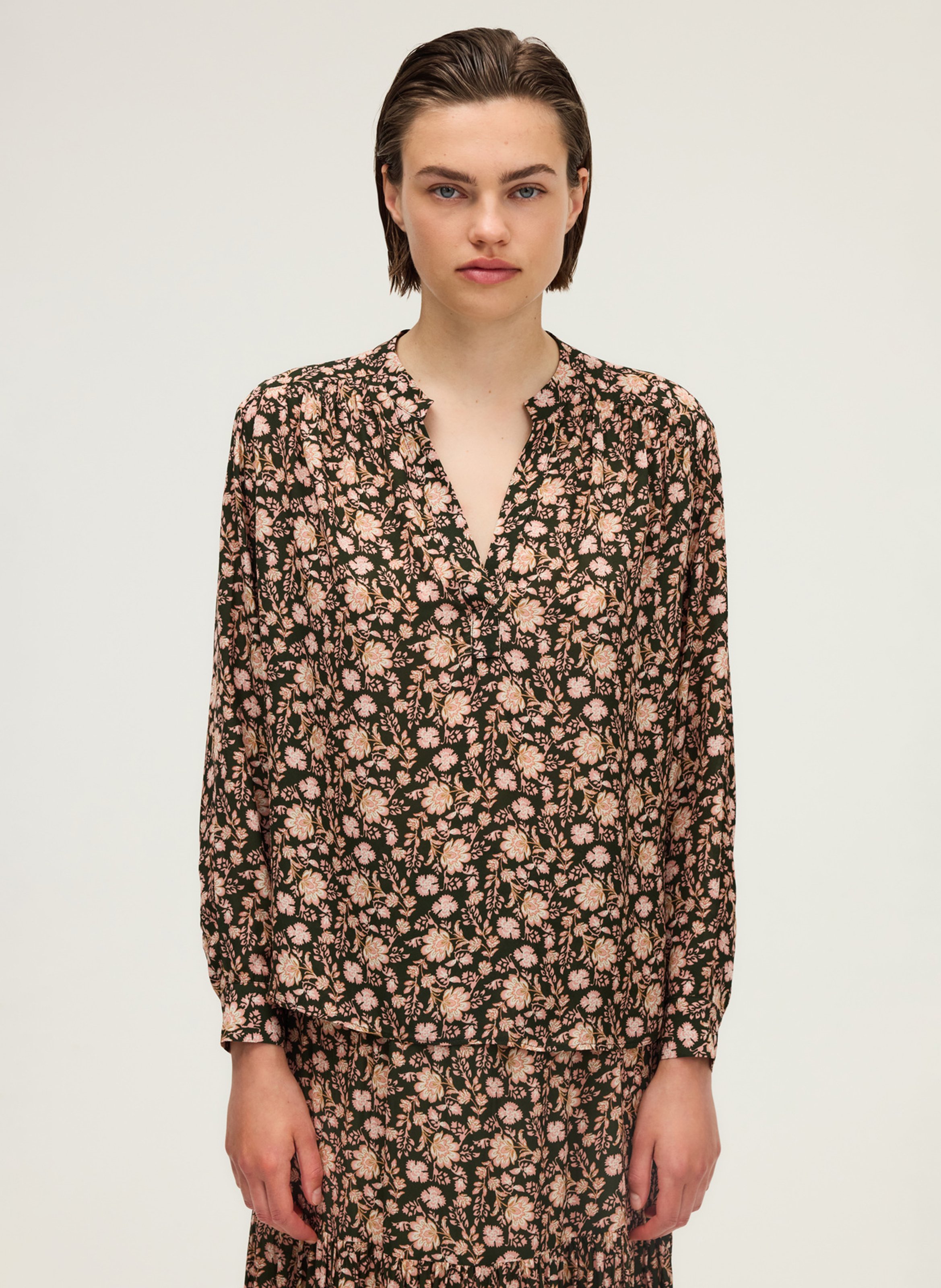 Tunisian collar blouse with floral pattern PABLO Khaki