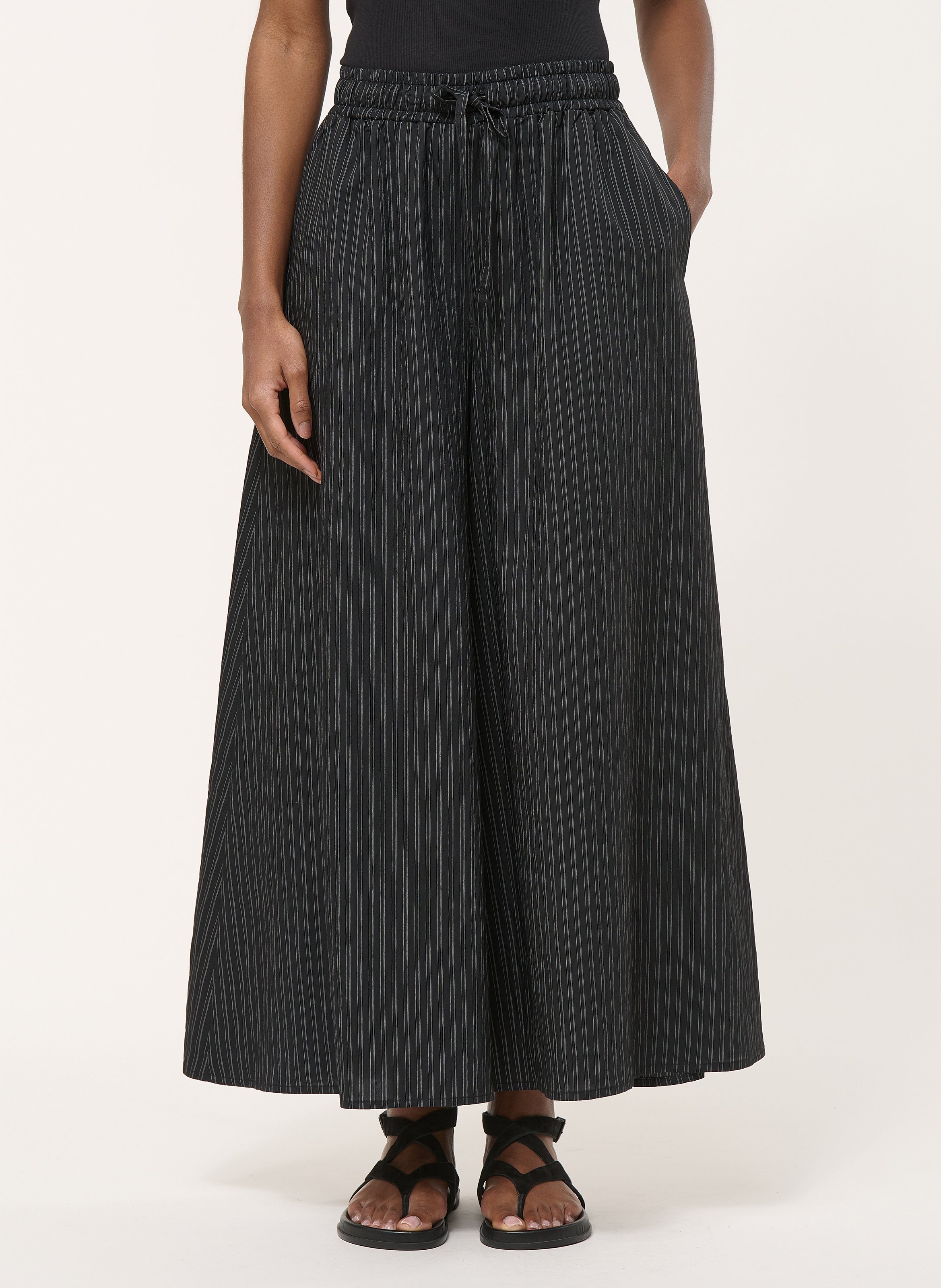 Pantalon large 7/8ème rayé HUMILITY Noir