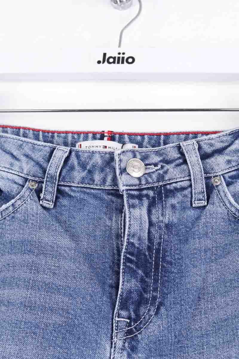 - Straight-leg jeans
- 5 pockets
- Straight cut
- Faded effect TOMMY HILFIGER - SECONDE MAIN Blue