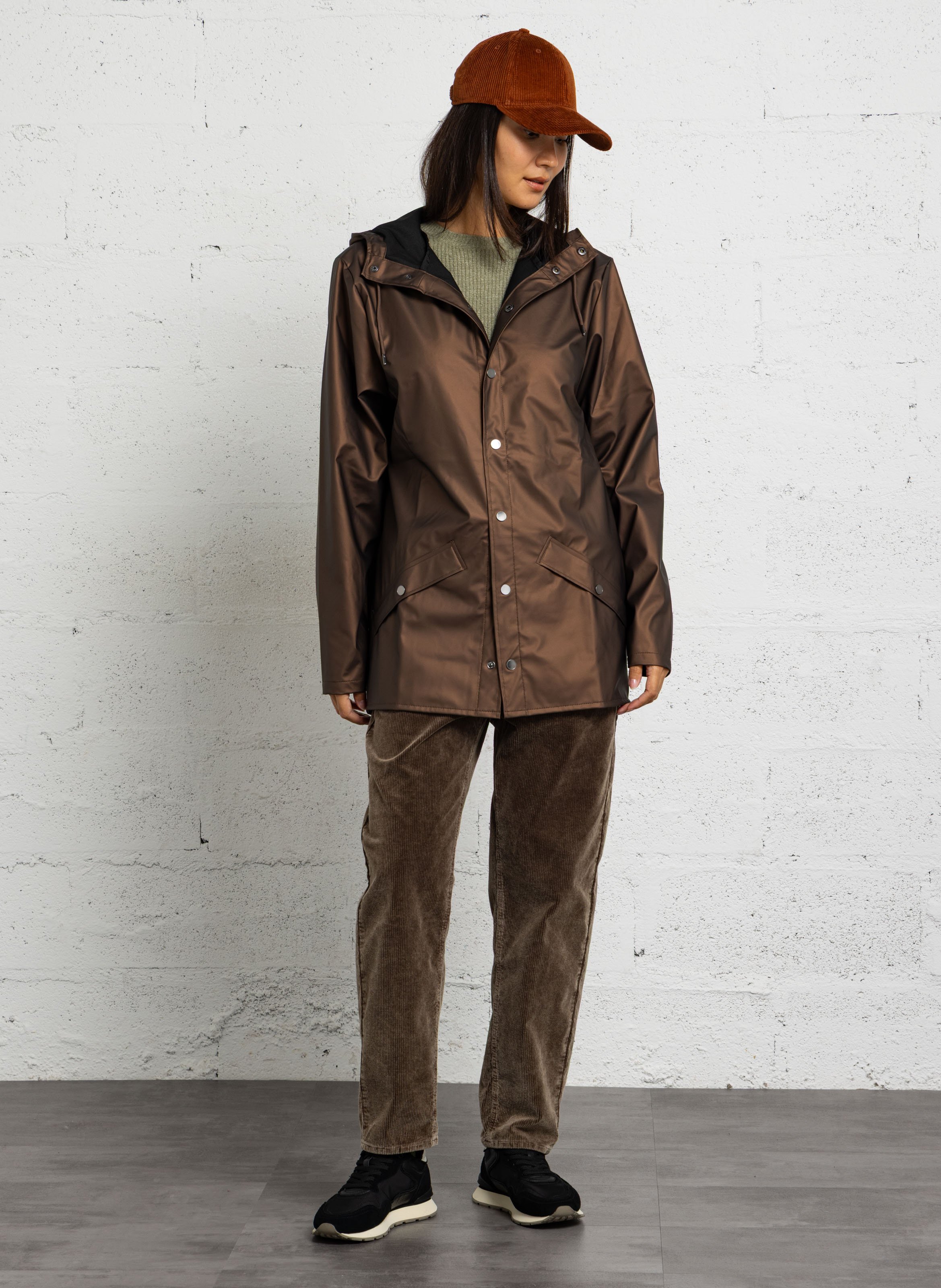 Jacke mit Stehkragen und metallischem Kapuze RAINS Braun