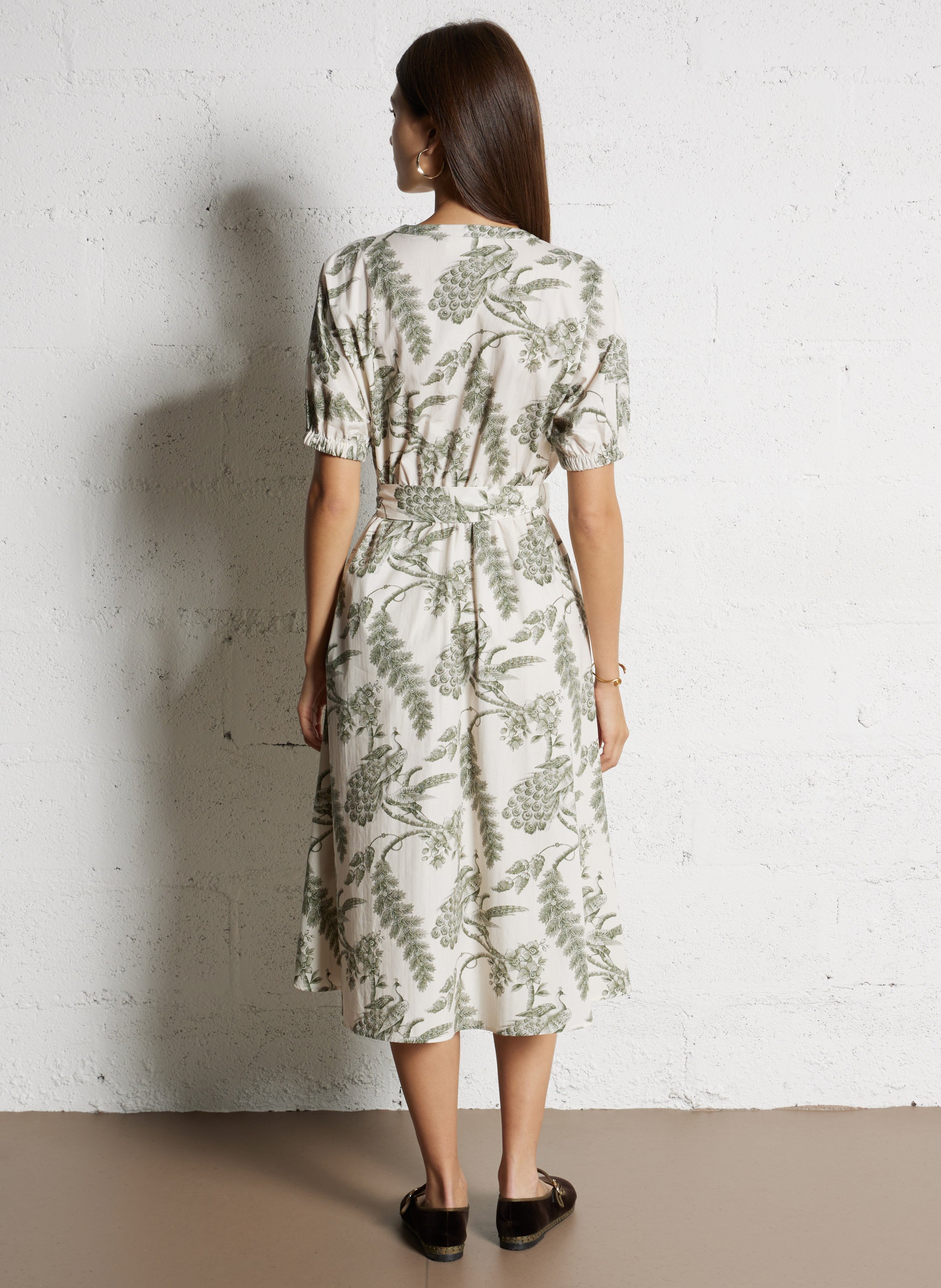 Halflange, katoenen jurk met V-hals MAISON 123 Kaki