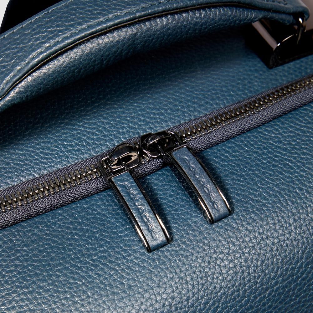 Customizable travel backpack for 14-inch laptop PIQUADRO Blue