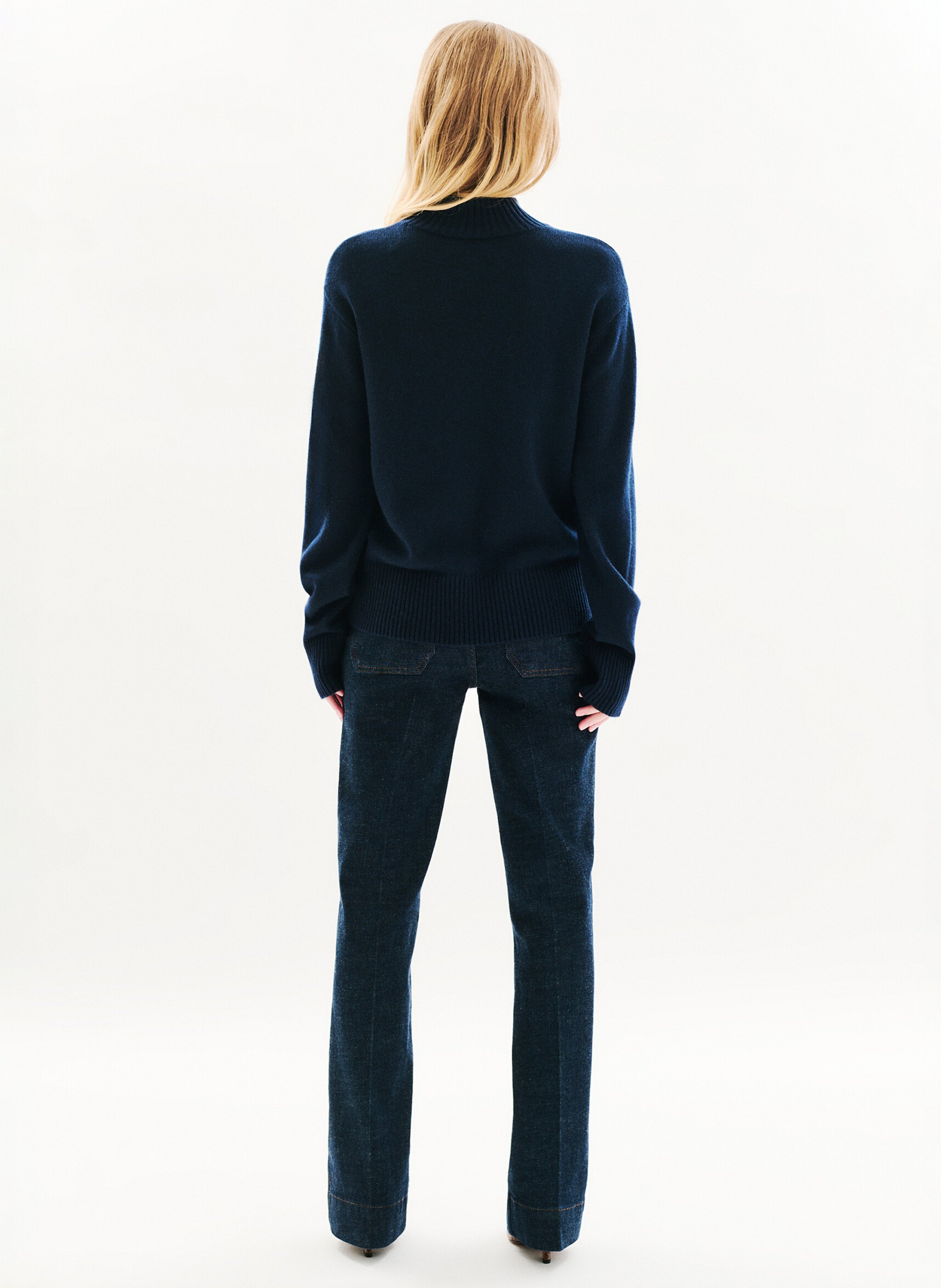 Pull droit col montant en laine mélangée CAROLL Bleu