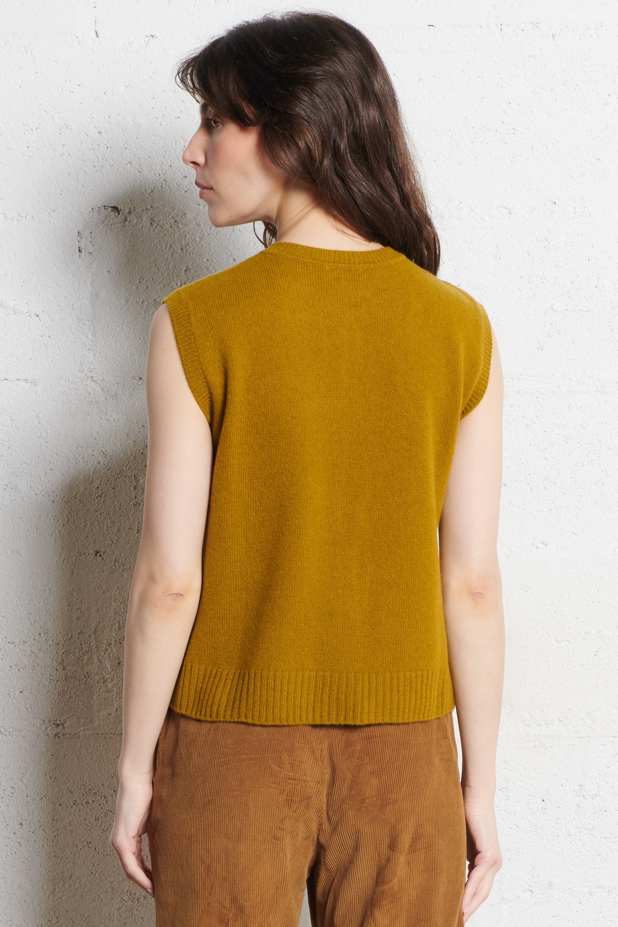 Sleeveless Straight Wool and Cashmere Vest PETITE MENDIGOTE Green