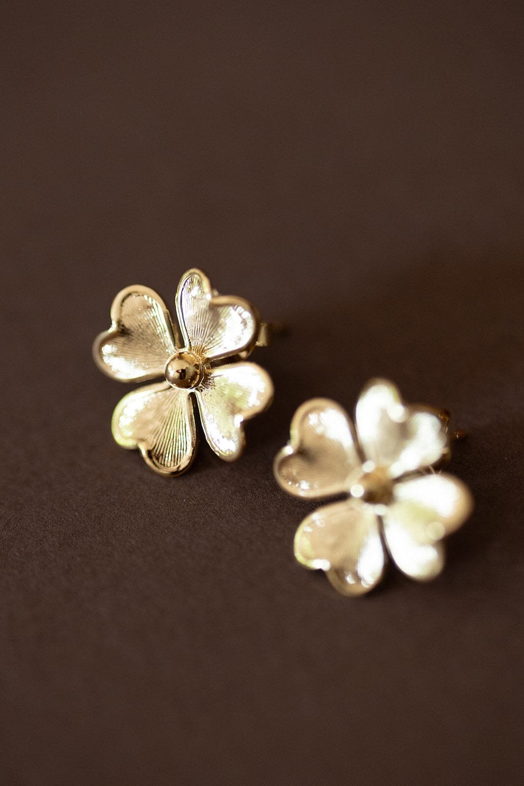 Clover gold-plated stud earrings MONSIEUR SIMONE Golden