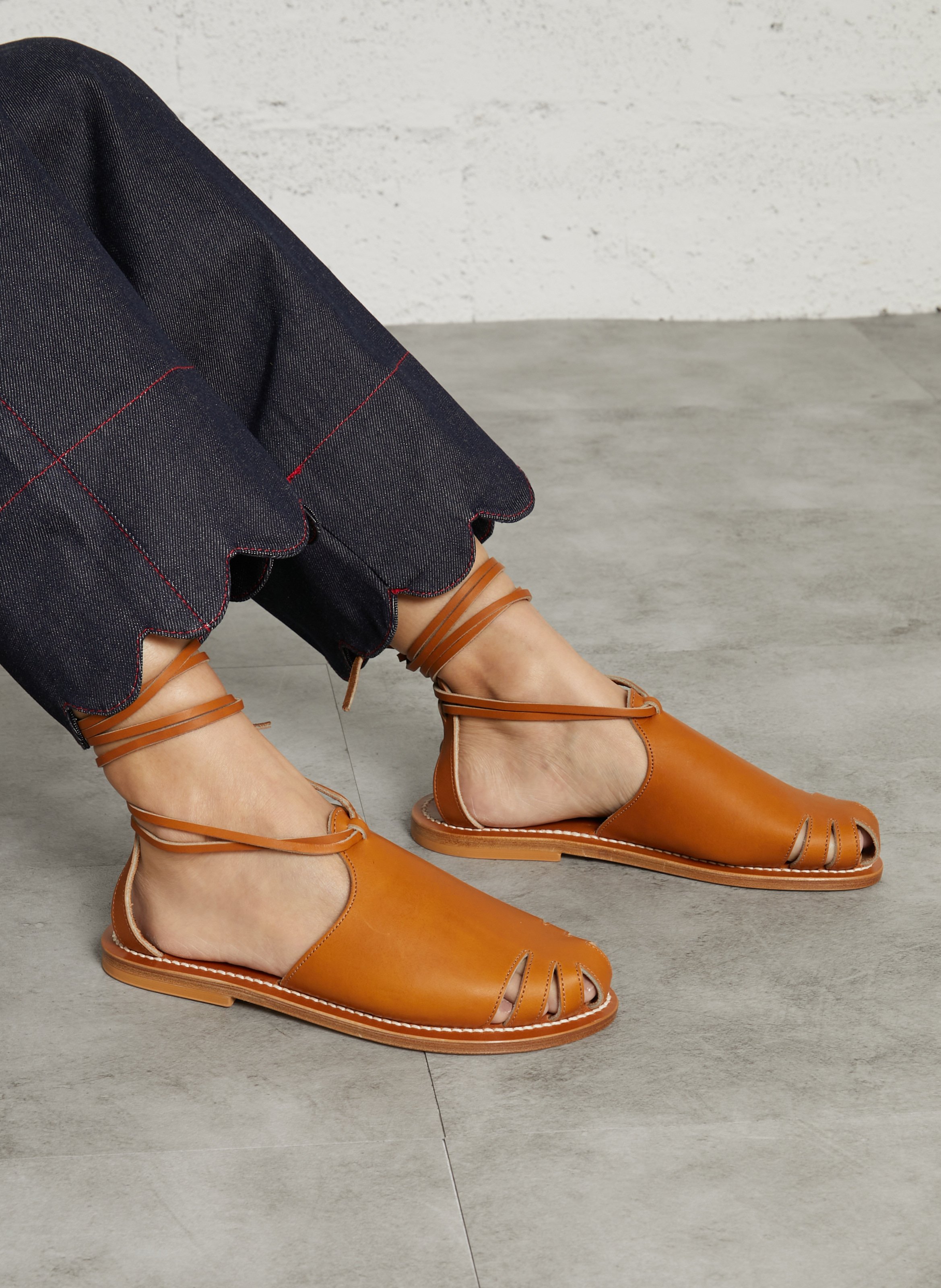 Aouda flat leather sandals K JACQUES Brown