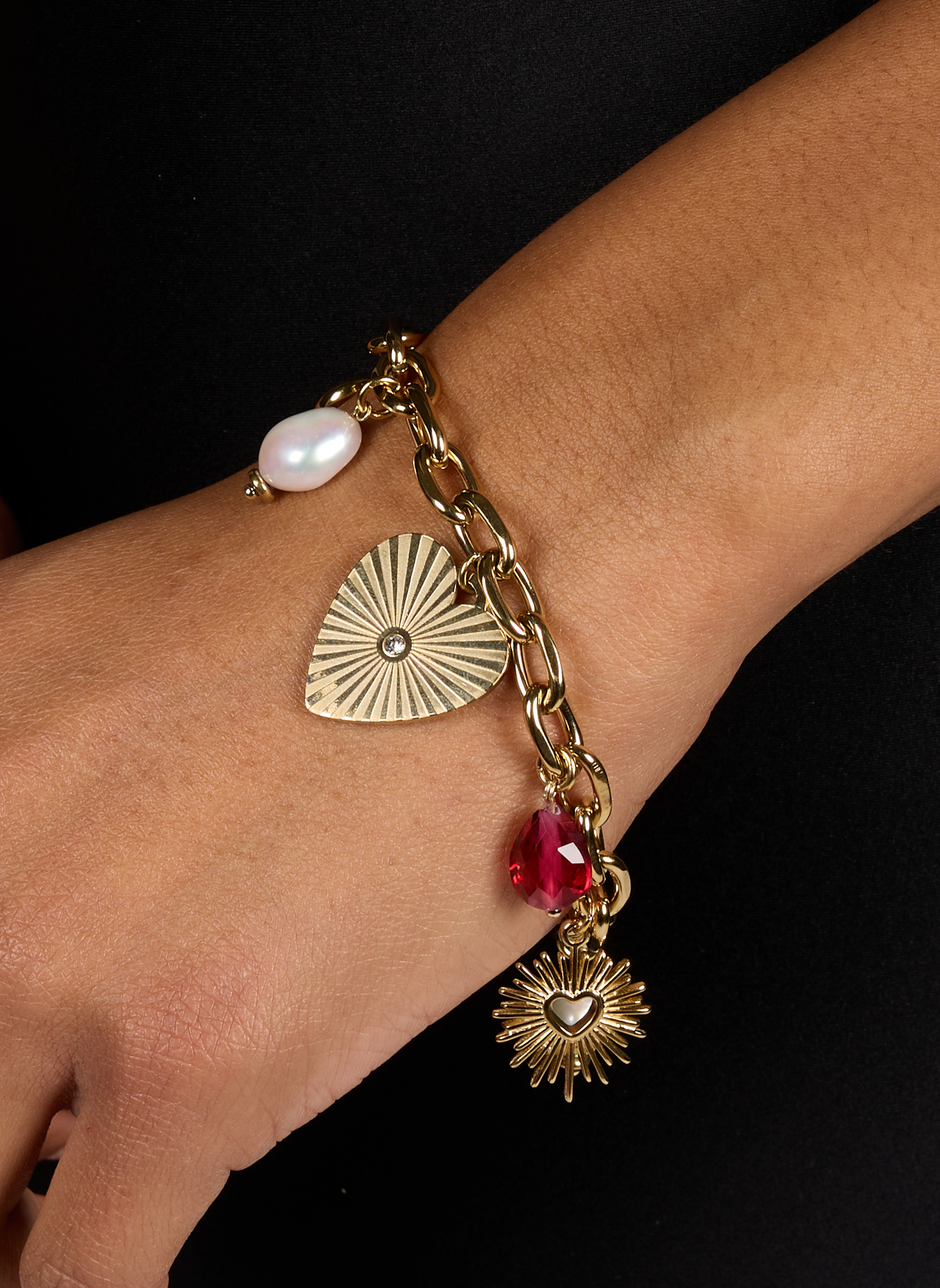 Heart charms bracelet AU PRINTEMPS PARIS Golden