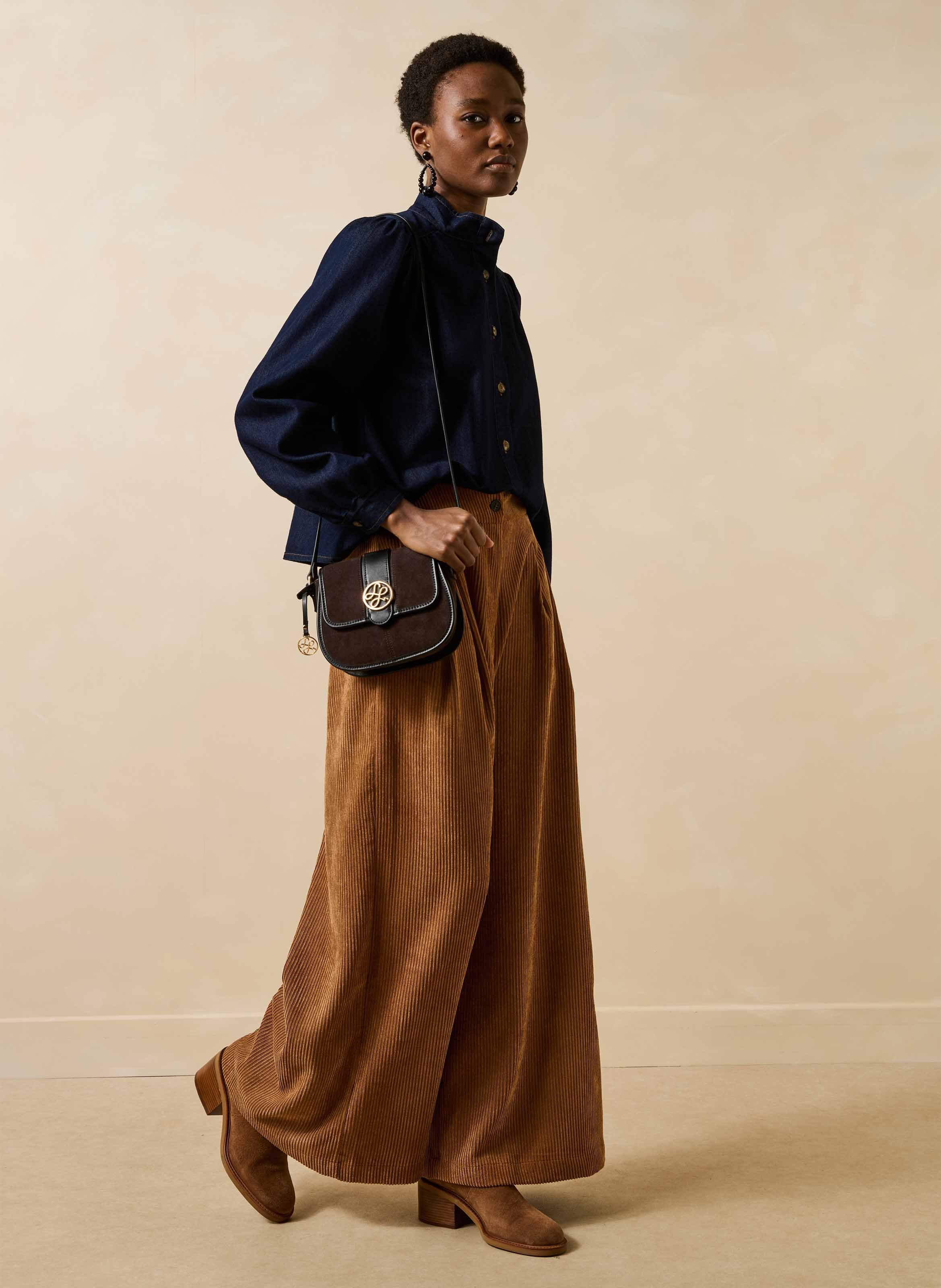 Weit geschnittene Cordhose LA FEE MARABOUTEE Braun