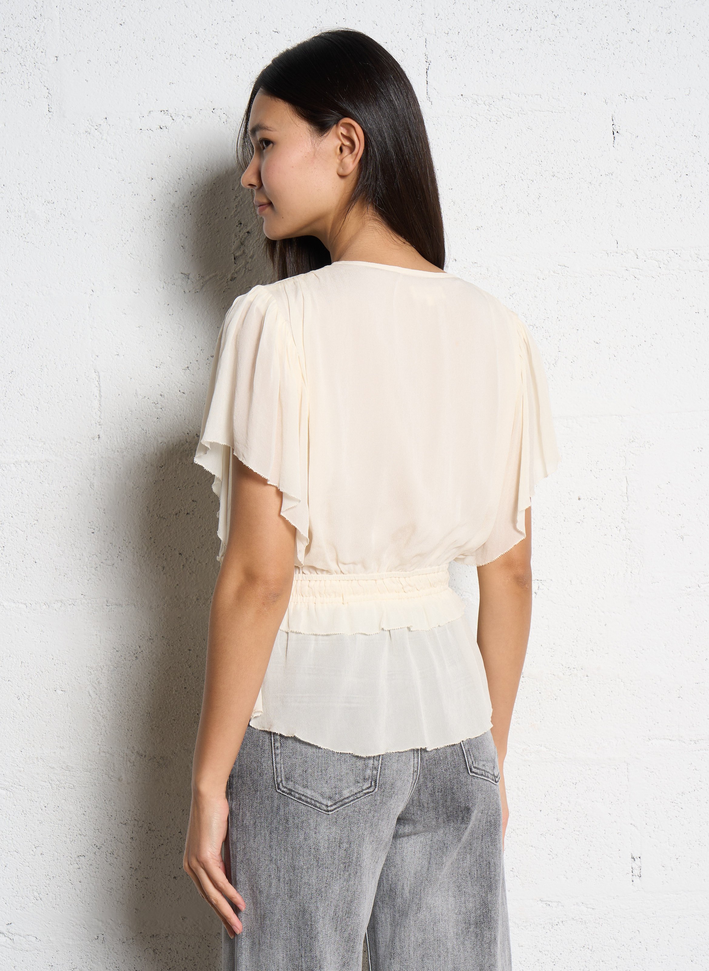 Bluse mit V-Ausschnitt und kurzen, fließenden Ärmeln SUNCOO Weiss