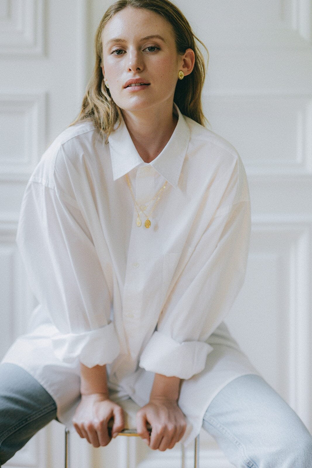 Dove-shaped gold-plated stud earrings MONSIEUR SIMONE White