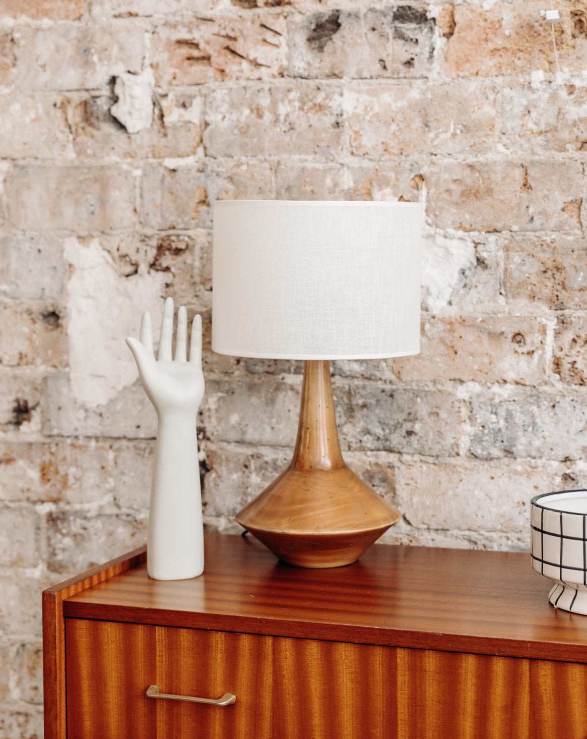 The wooden table lamp n°2 DEBONGOUT Brown