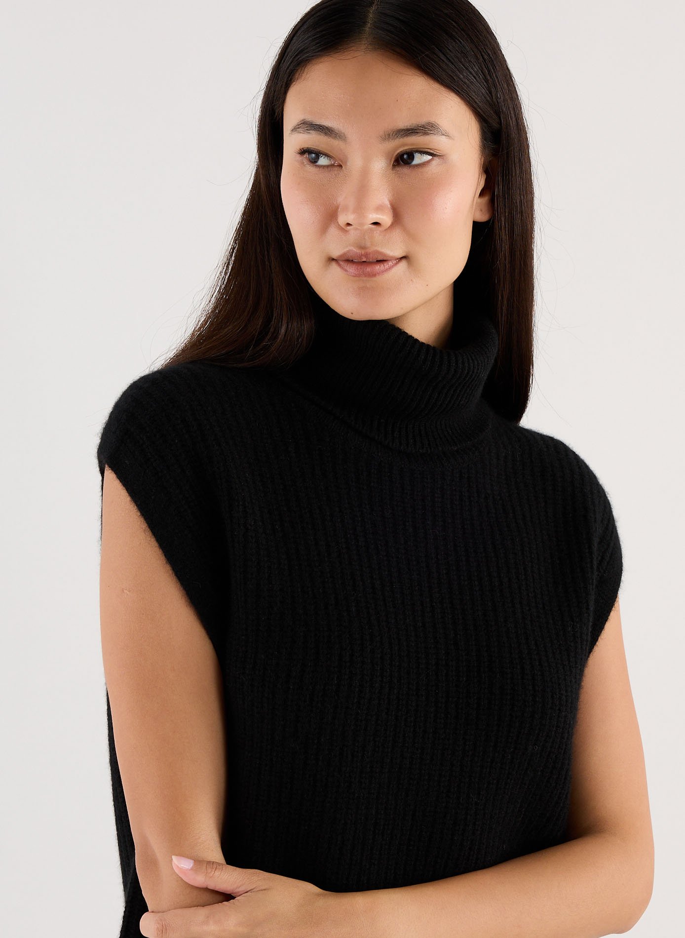Cashmere polo neck sweater SAISON 1865 Black