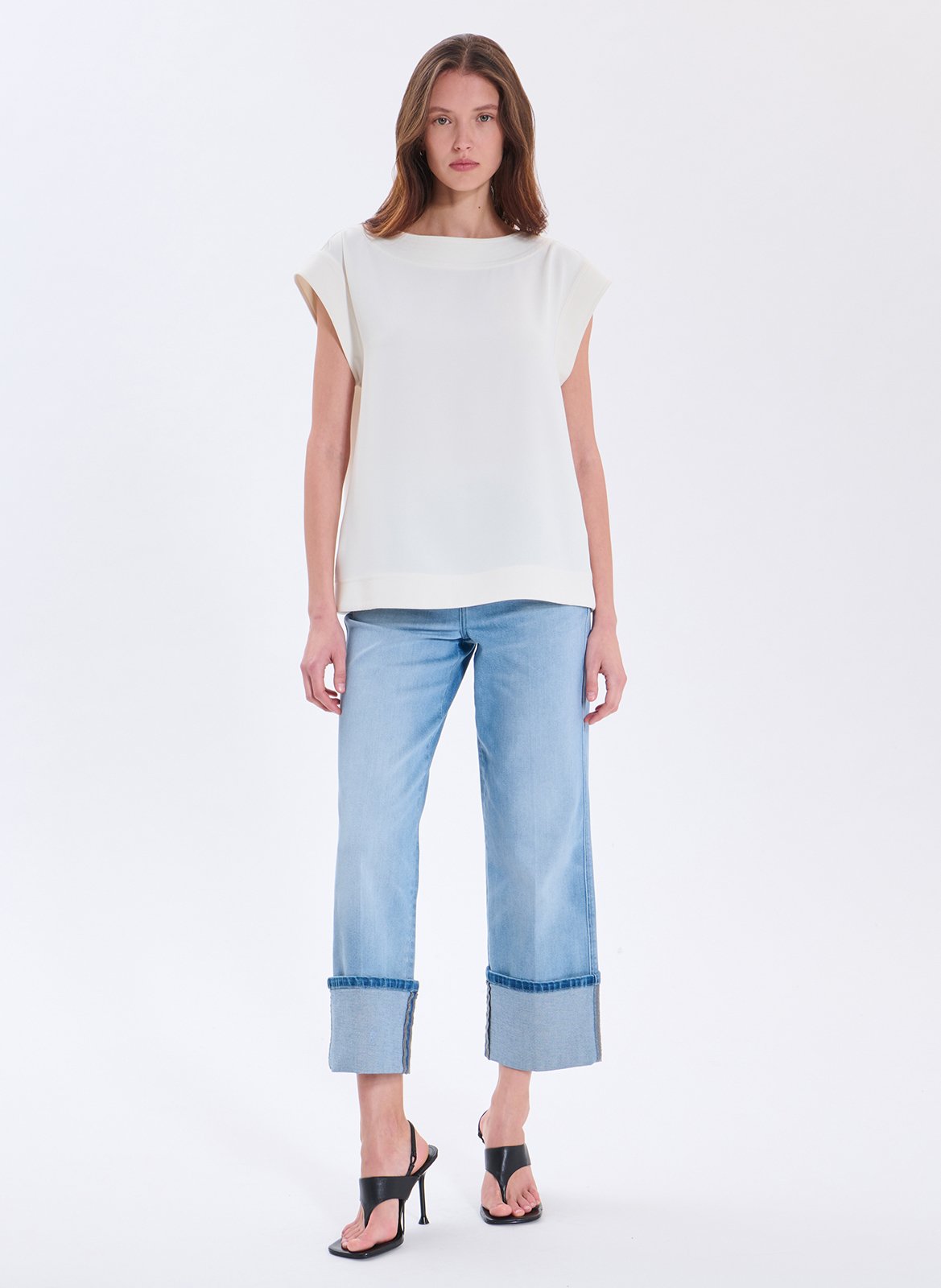 Gerade geschnittene, ärmellose Bluse aus Viskose-Mix ZAPA Weiss