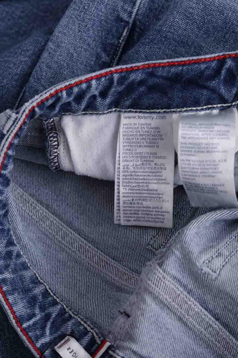 - Straight-leg jeans
- 5 pockets
- Straight cut
- Faded effect TOMMY HILFIGER - SECONDE MAIN Blue
