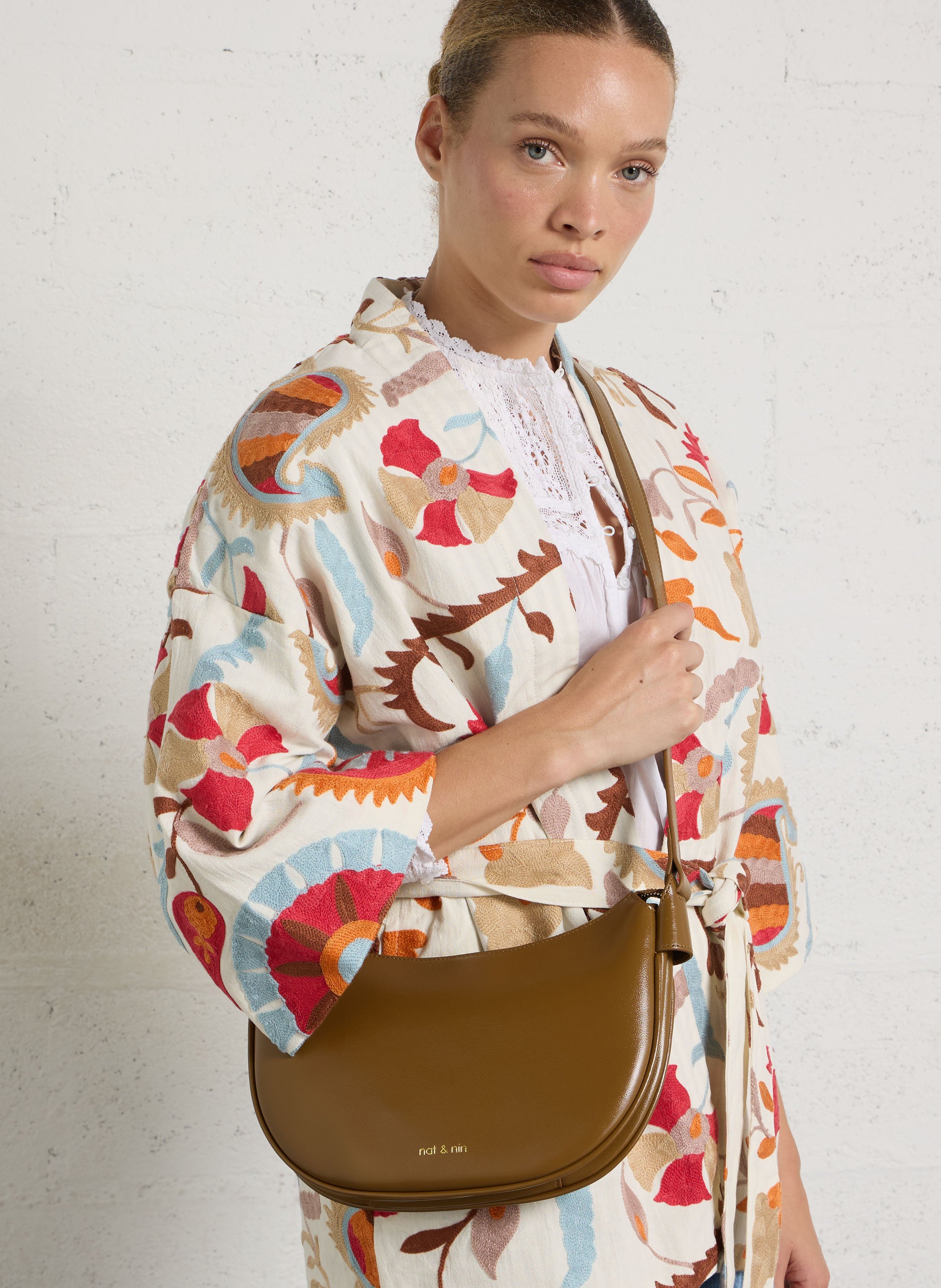 Half-moon leather shoulder bag NAT & NIN Brown