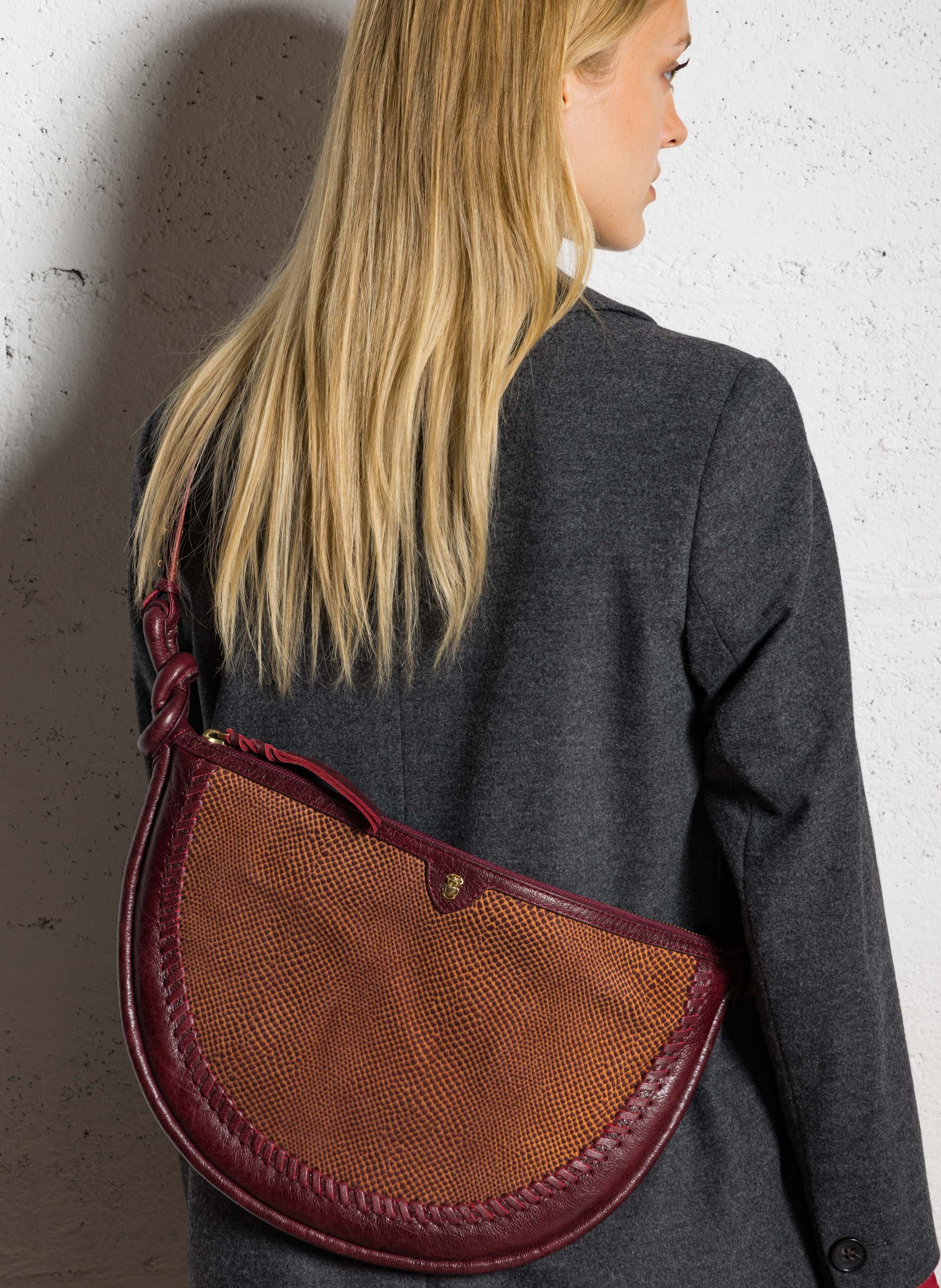 Sac demi-lune en cuir mélangé CLARIS VIROT Rouge