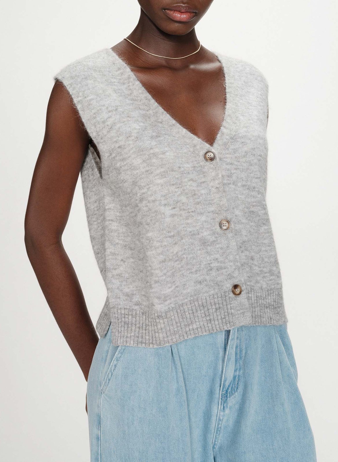 Cardigan col V sans manches uni GRACE ET MILA Argent