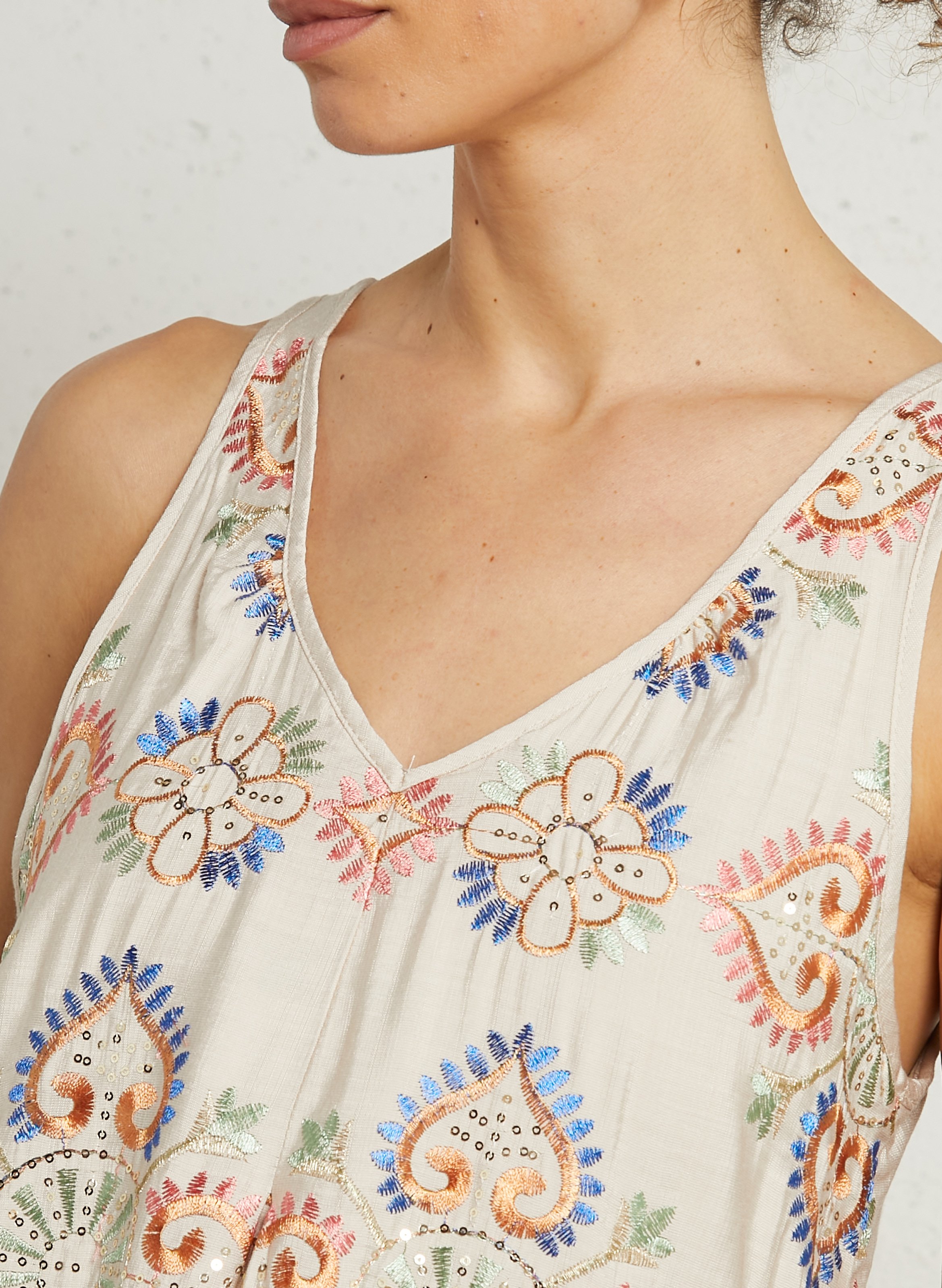 Robe longue brodée col rond SEE U SOON Beige