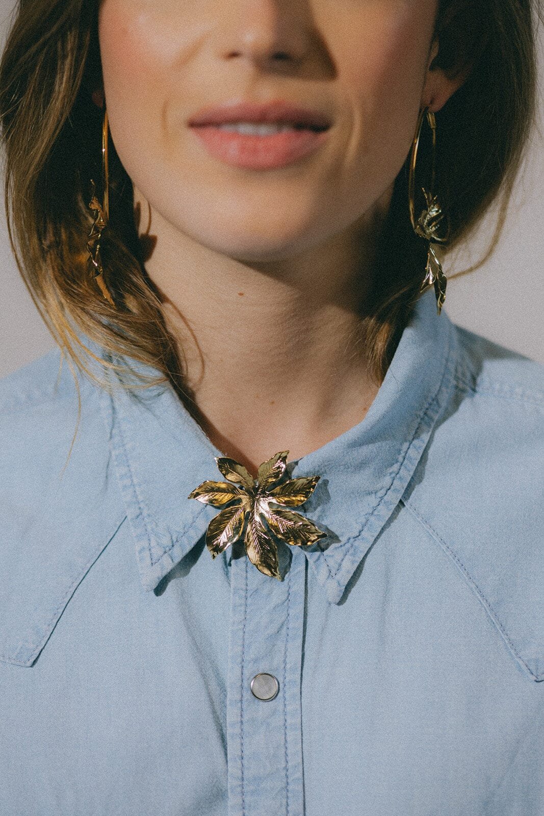 Gold-plated flower brooch Golden