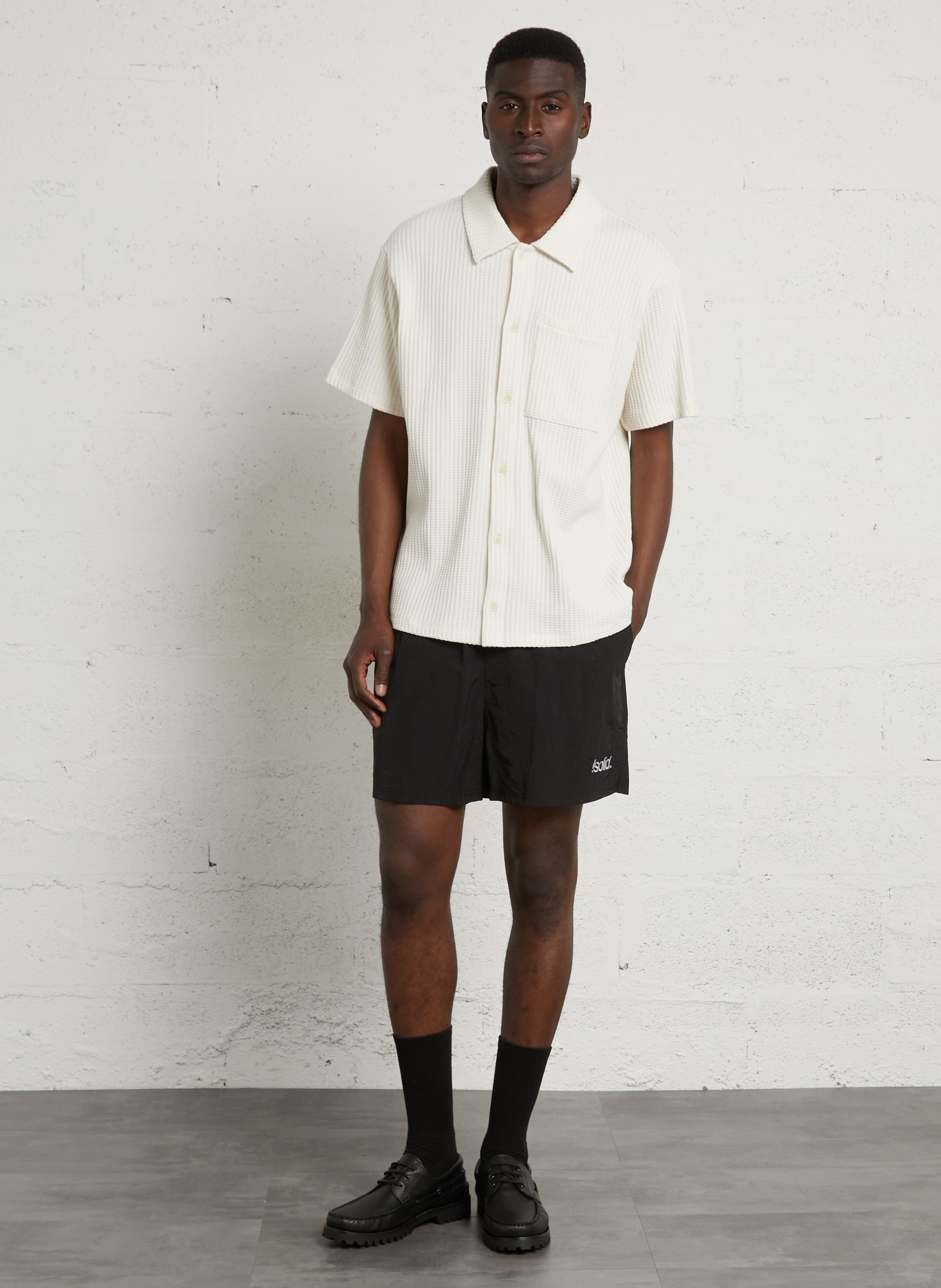 Short de bain large SOLID Noir