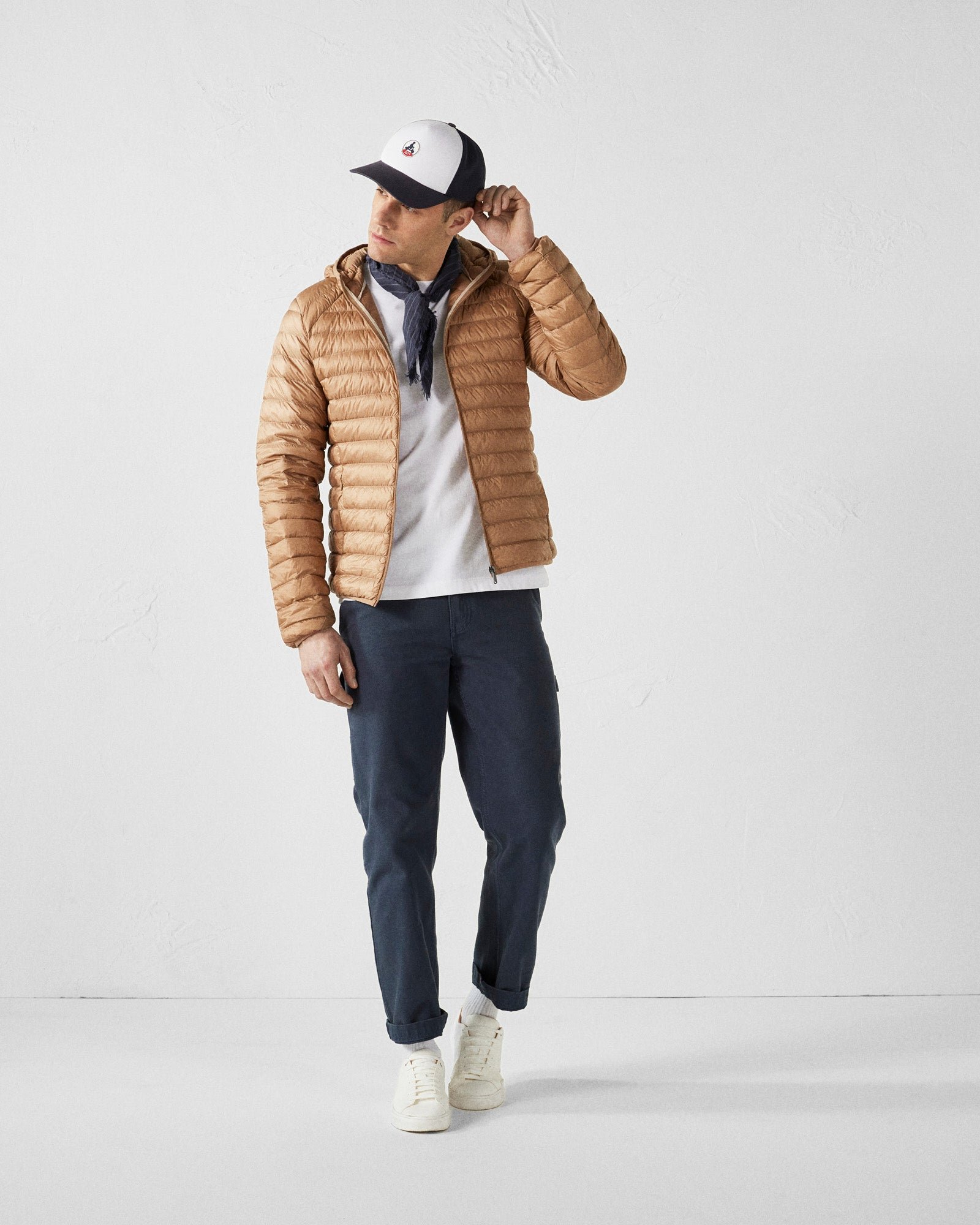 Lightweight hooded puffer jacket nico JOTT Brown