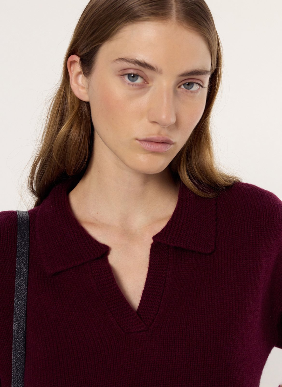 Effen trui met rijgdetail aan de hals en lange mouw GERARD DAREL Rood