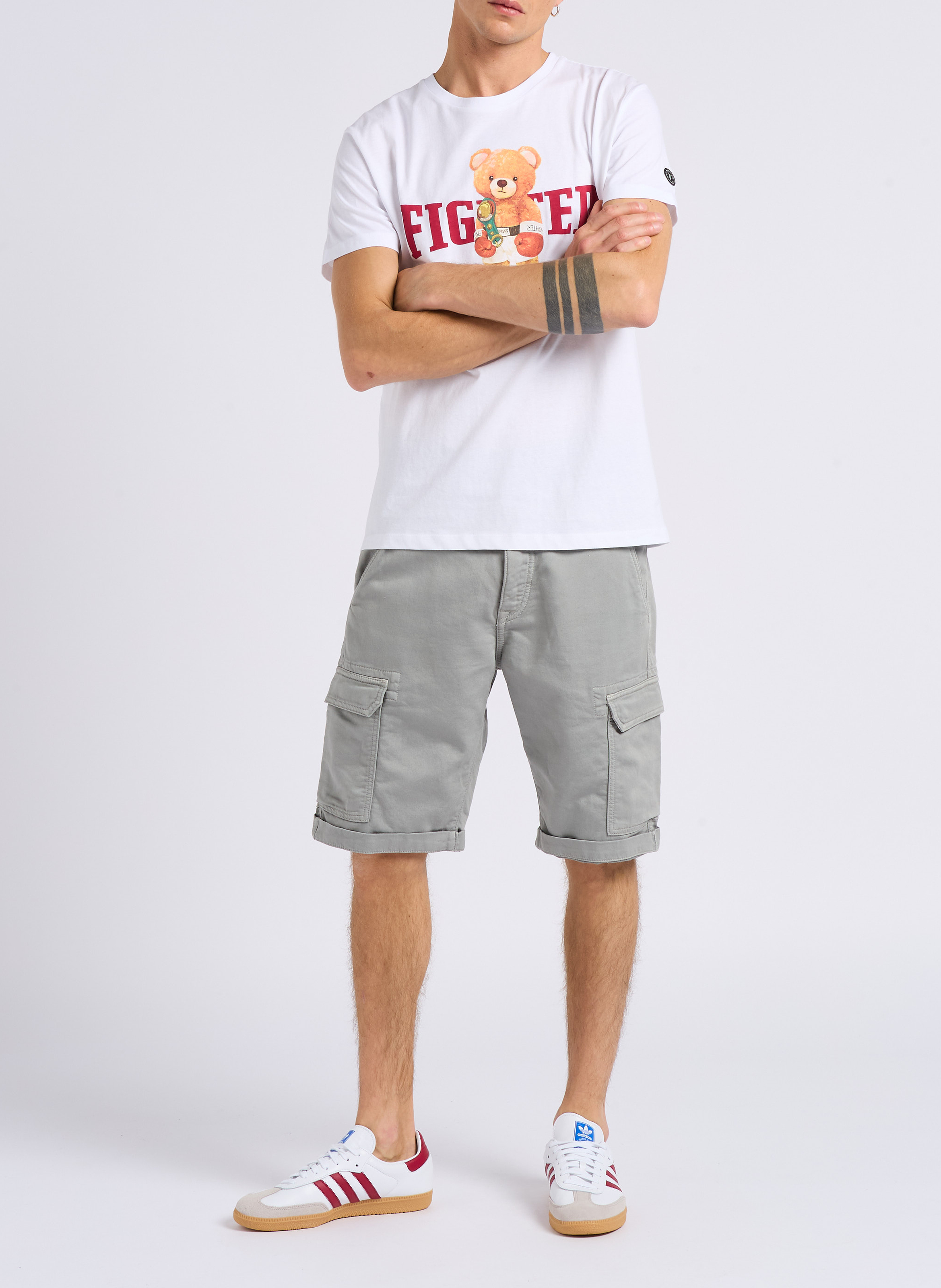 Bermudashorts aus Baumwoll-Mix mit mehreren Taschen LE TEMPS DES CERISES Grau