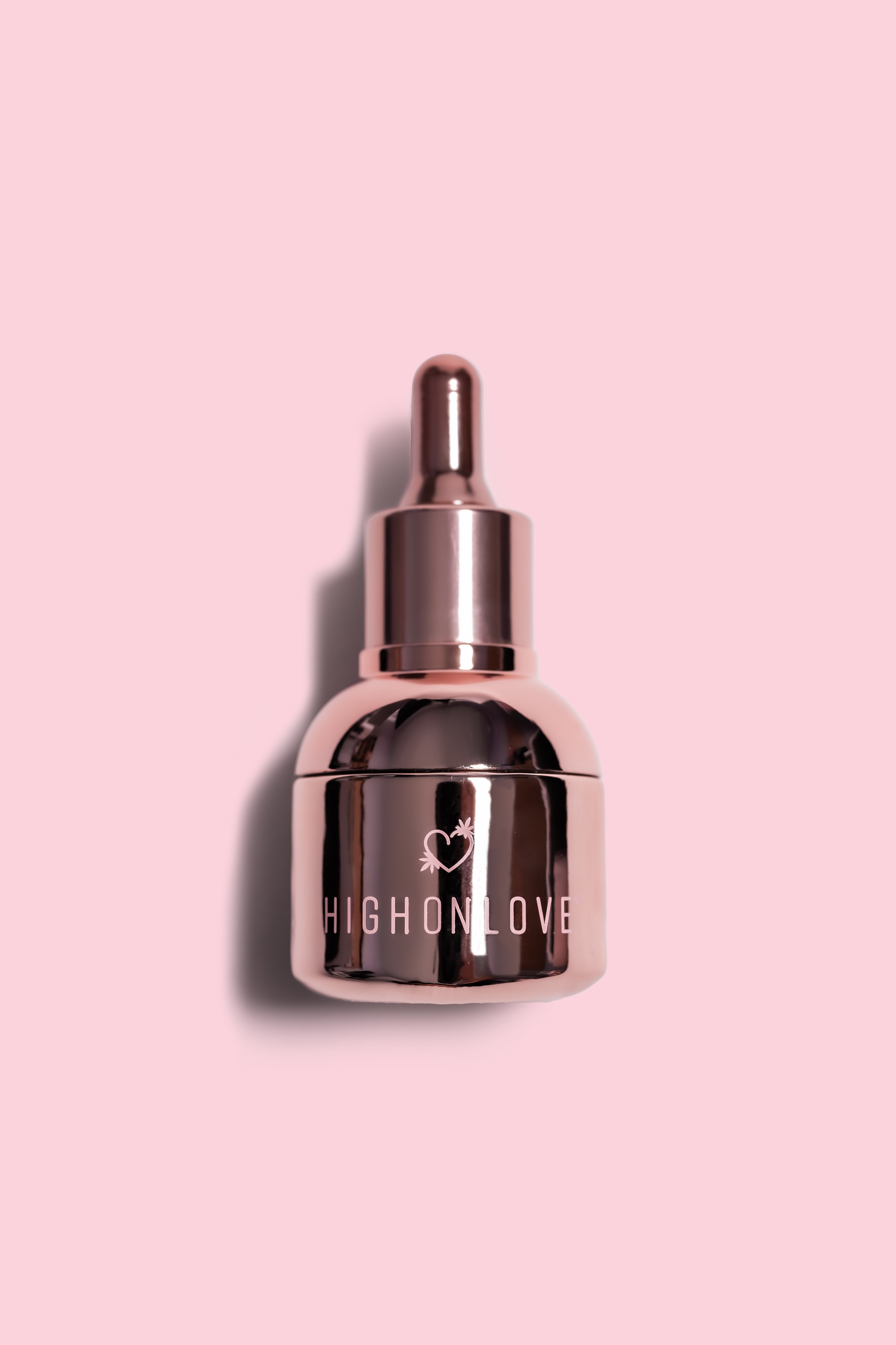 Invigorating Oil HIGH ON LOVE No color