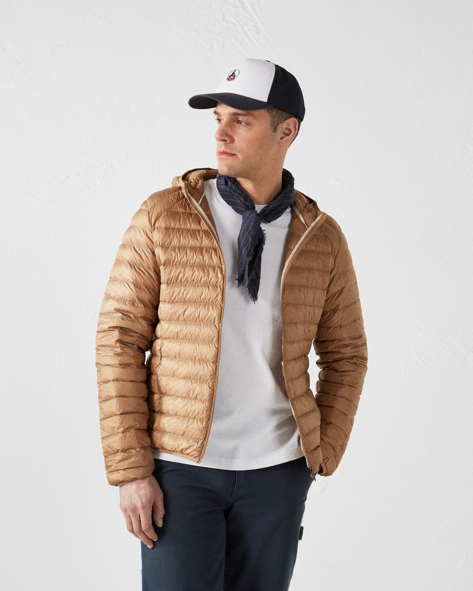 Lightweight hooded puffer jacket nico JOTT Brown