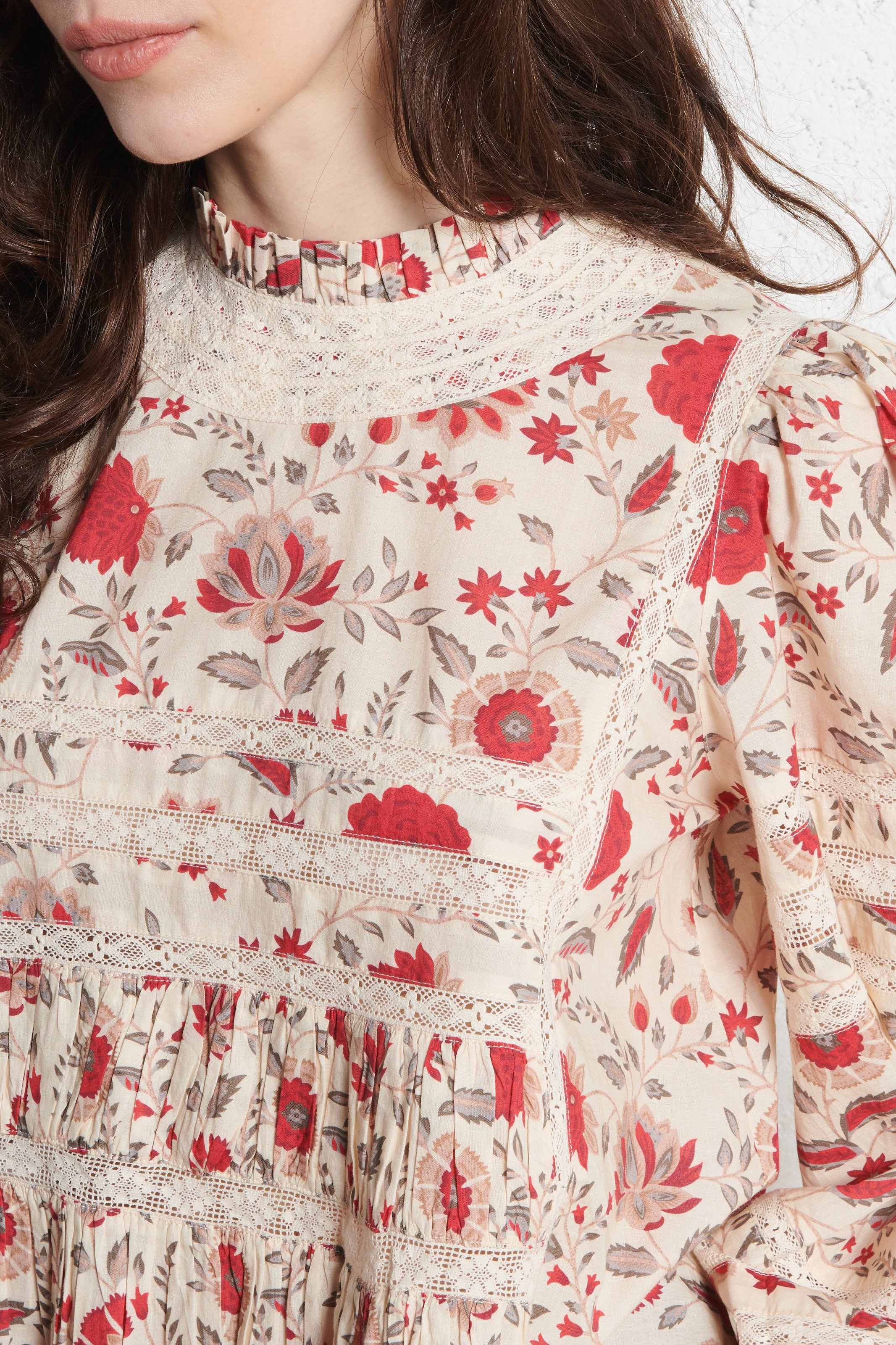 Floral print Victorian collar cotton blouse PETITE MENDIGOTE Beige