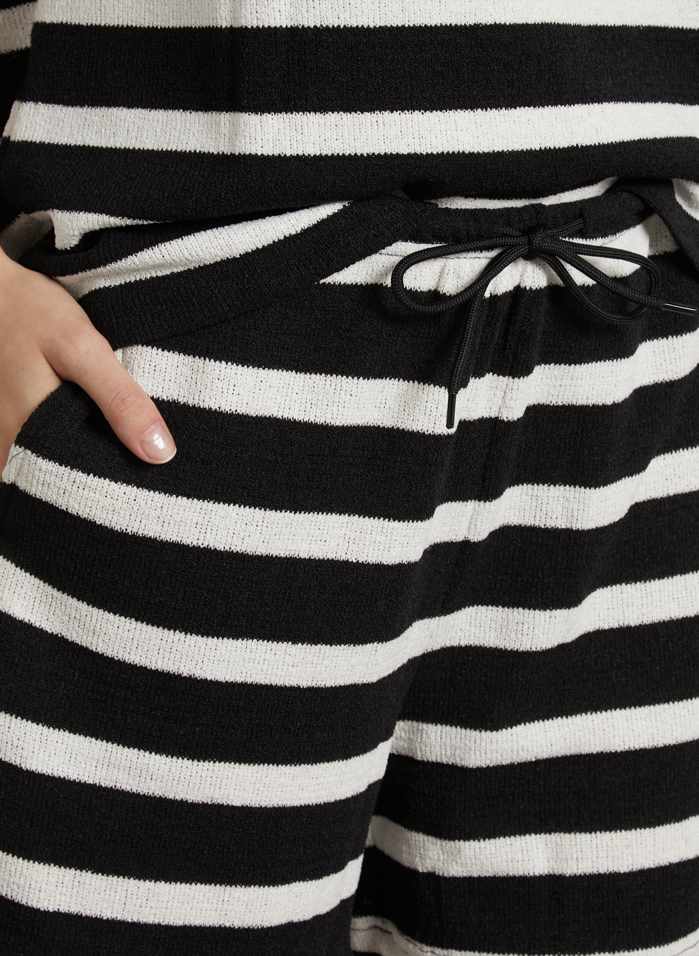 Short droit en maille LE TEMPS DES CERISES Noir