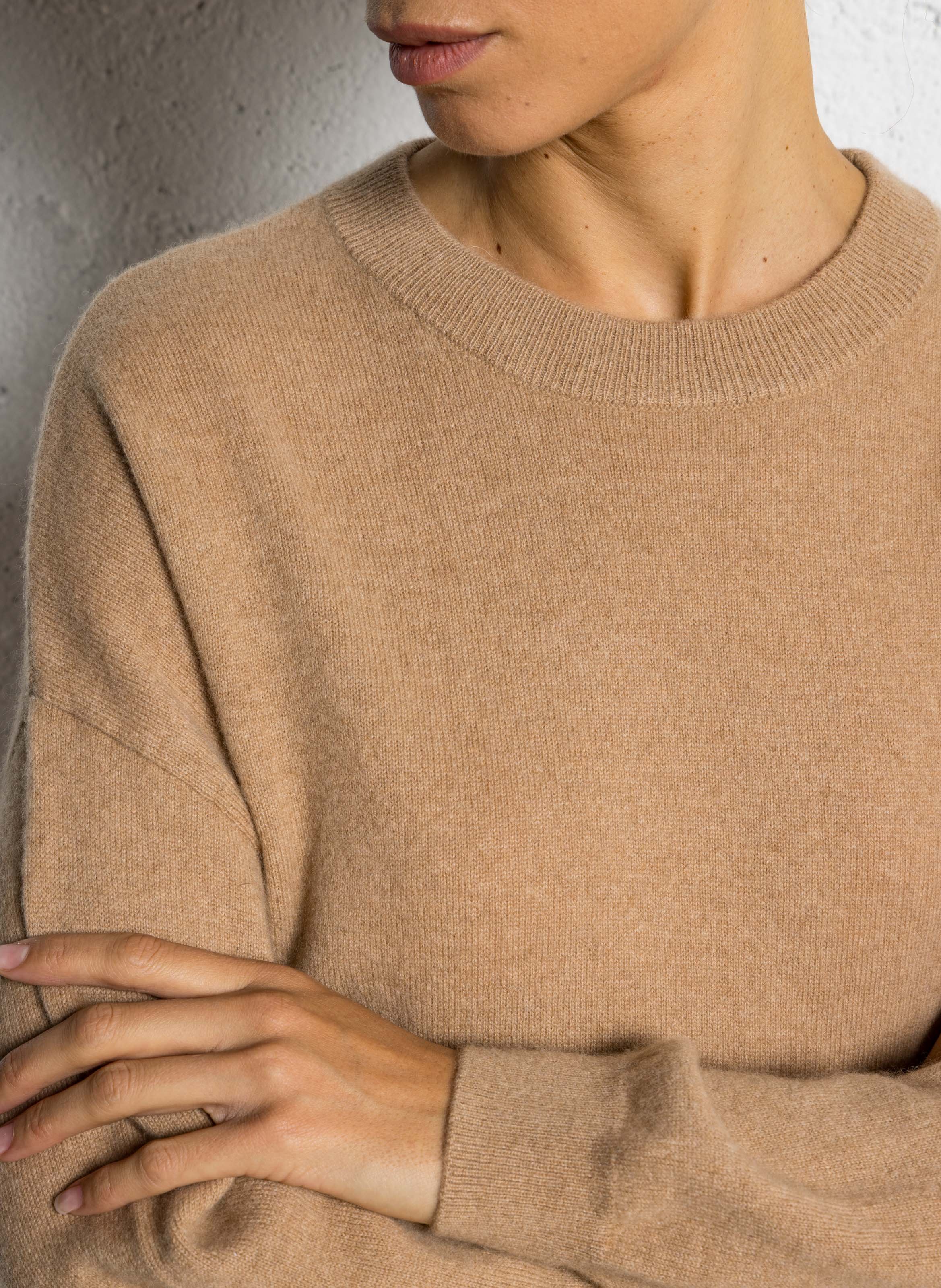 Pull ample col rond en cachemire SUD EXPRESS Beige