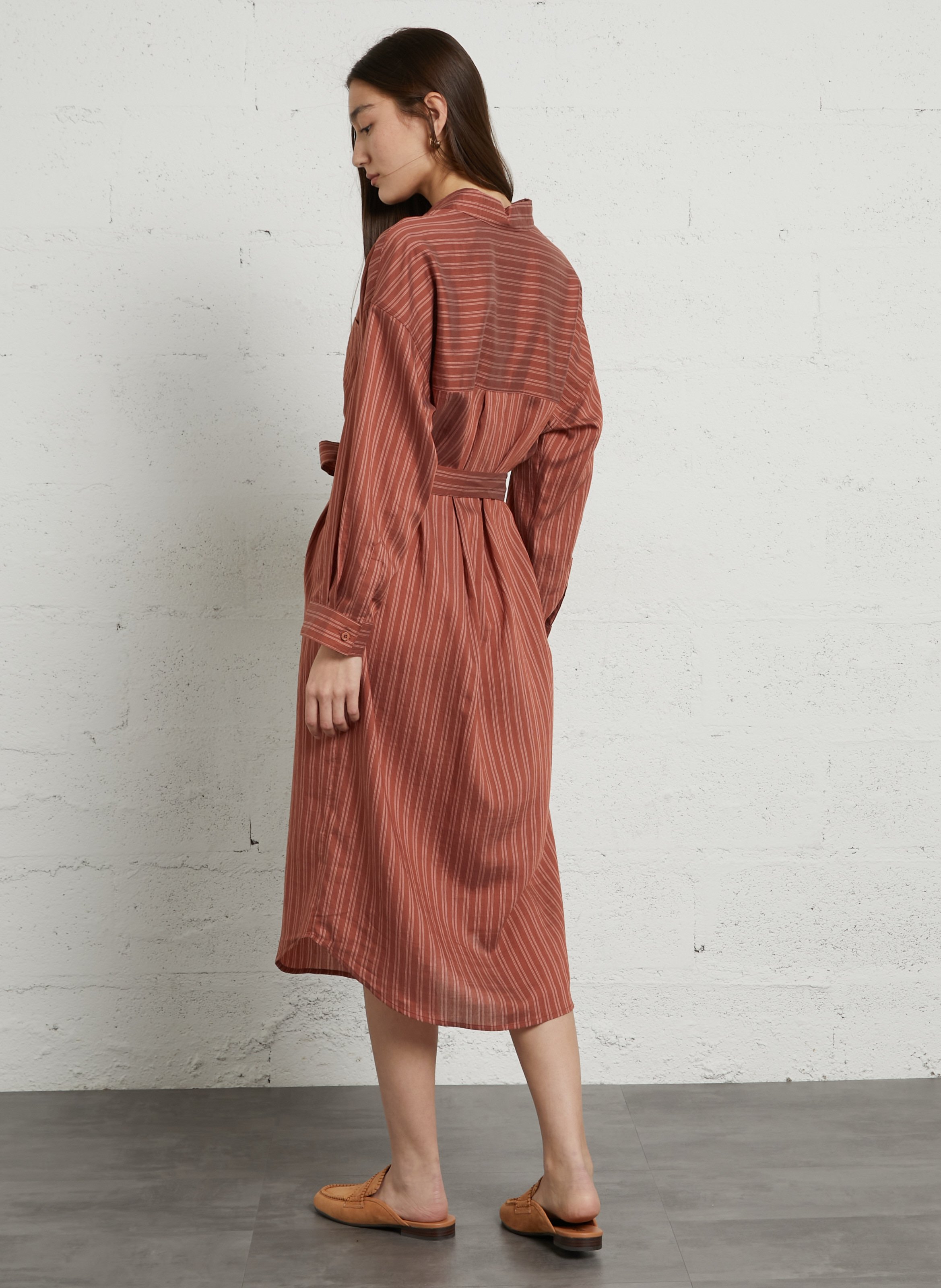 Long fitted striped dress with classic collar DES PETITS HAUTS Pink