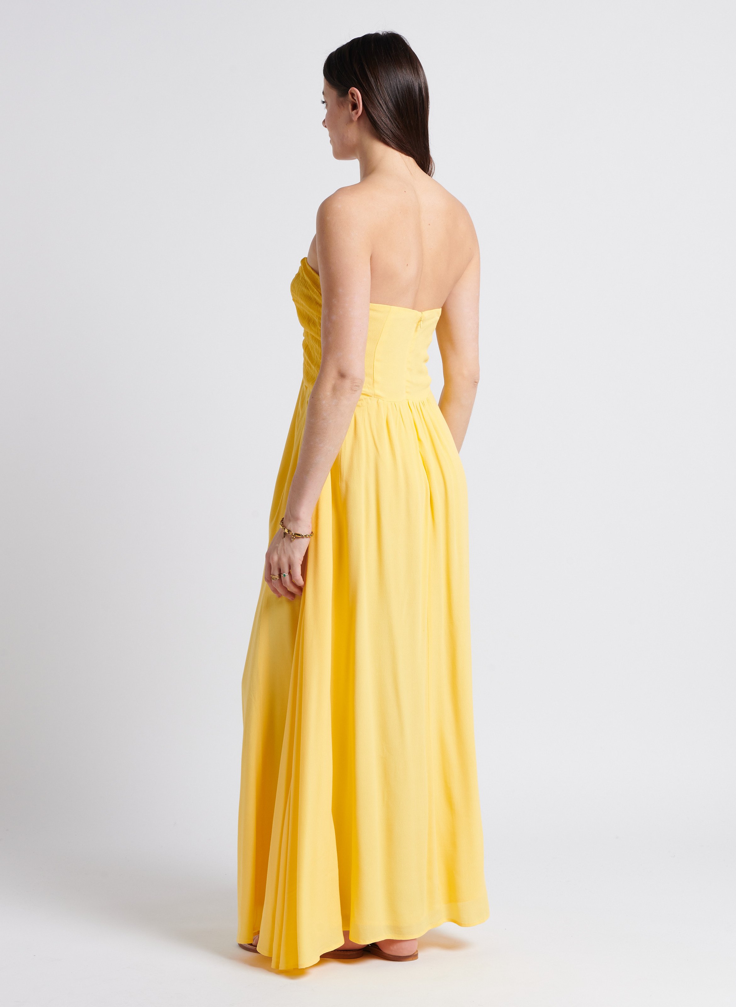 Lange, strapless jurk van linnen en zijdemix KARMA KOMA Geel