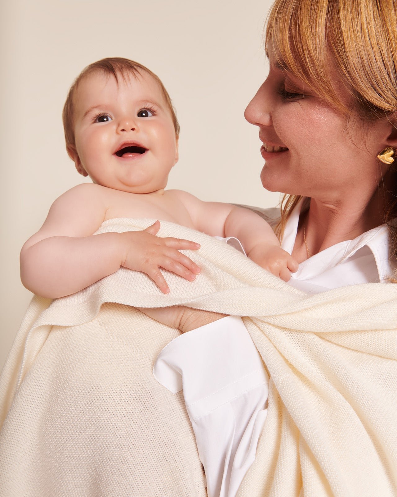 Merino wool heart newborn blanket White